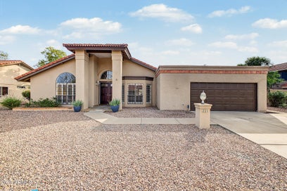 311 W STRAFORD Drive Chandler AZ 85225