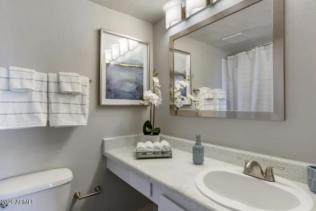 17031 N 11th Avenue B2