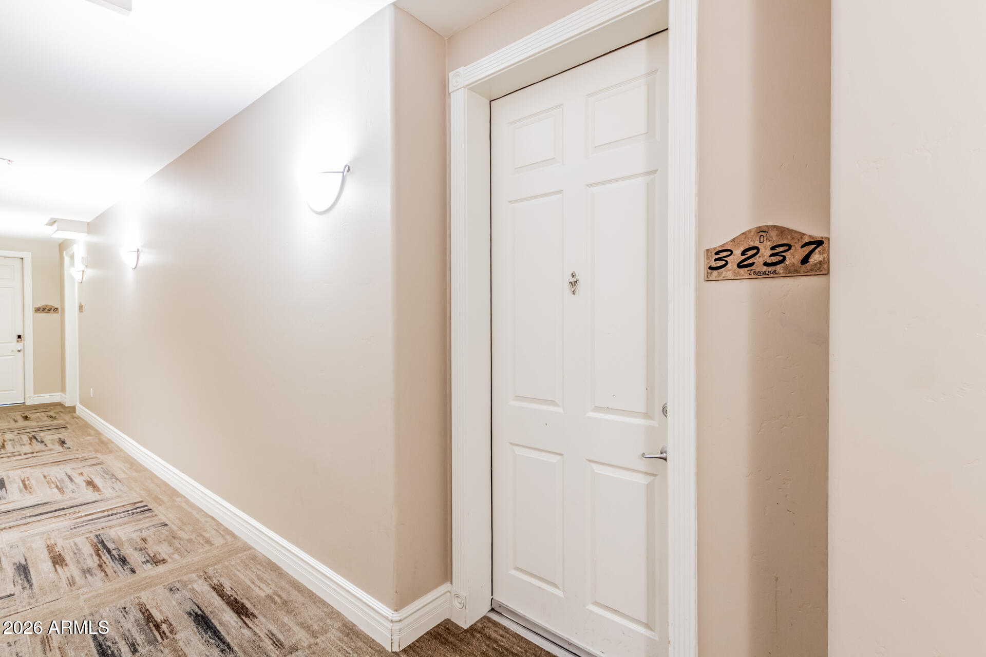 5350 E DEER VALLEY Drive 3237