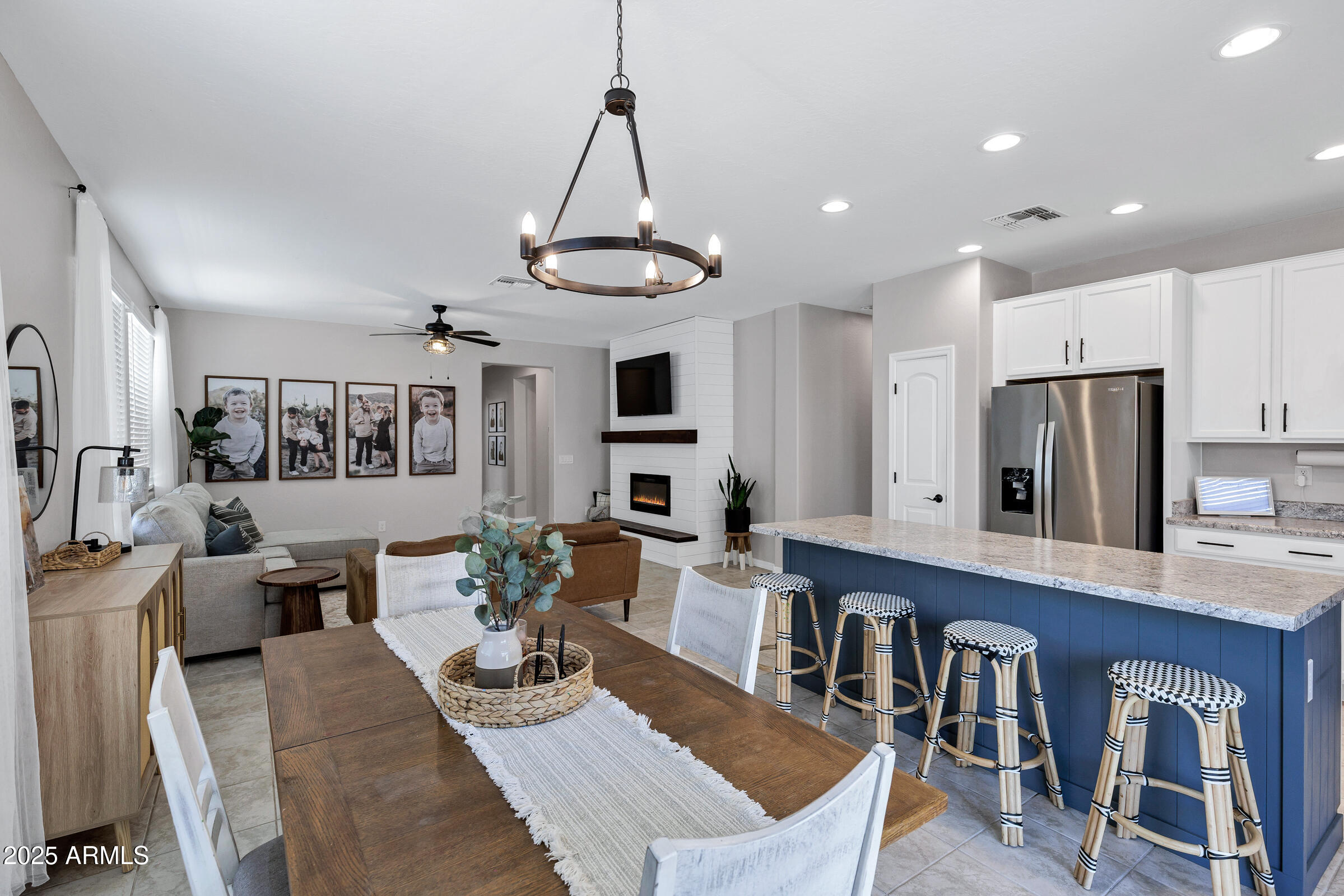 14442 W COTTONTAIL Lane