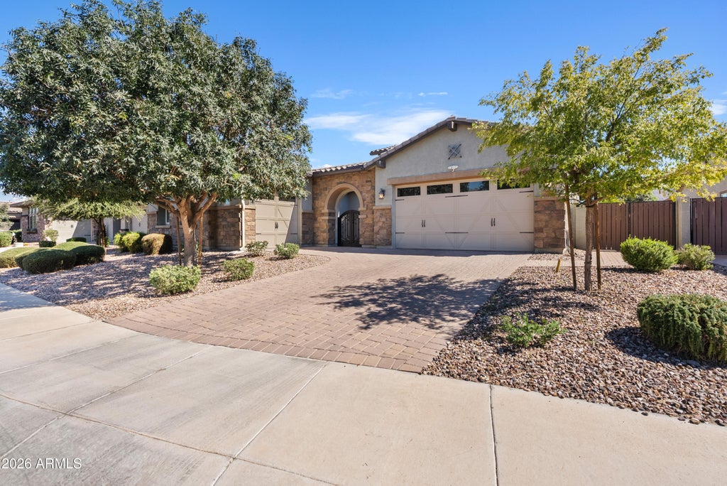 Photo of 7711 S Barlow Drive, Gilbert, AZ 85298 (MLS # 7093534)