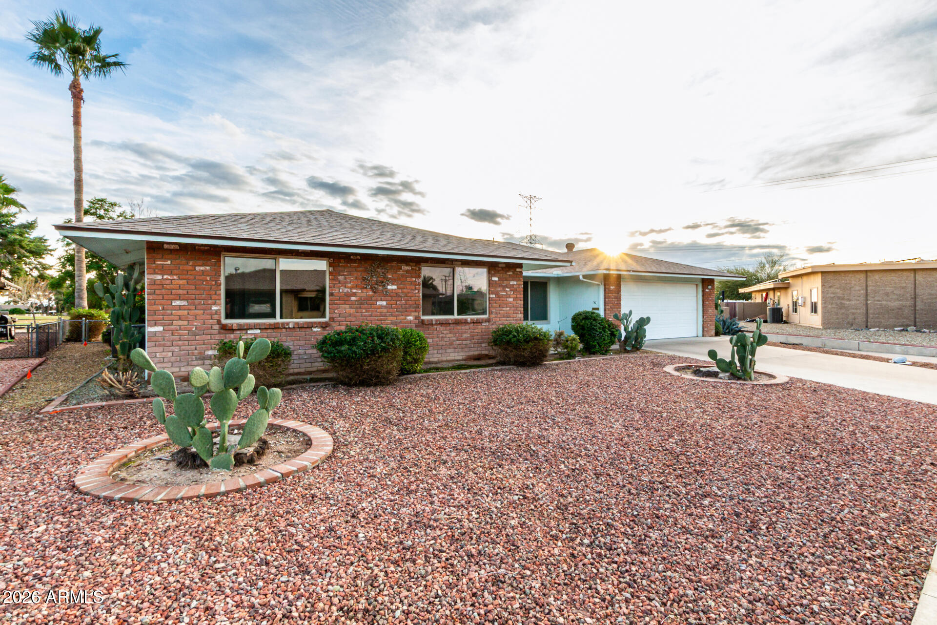 11049 W CRESTBROOK Drive