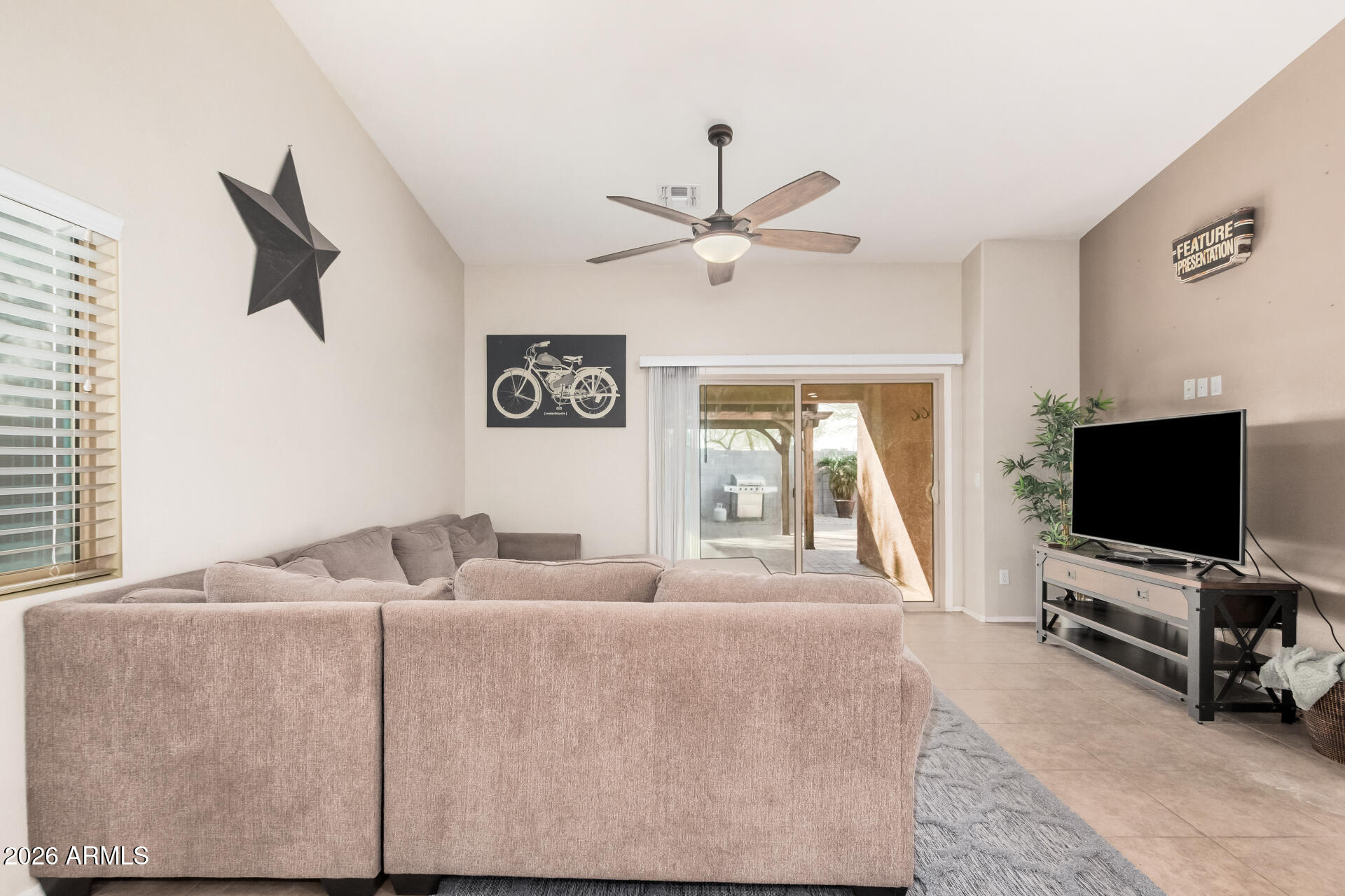 10223 E BILLINGS Street