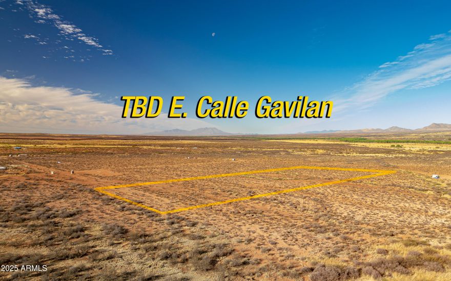 Come and build your custom home on this lot.  Panoramic views of the mountains.  Close to Sierra Vista and Bisbee. Seller has drilled a well and capped it for the future owner of this lot.  Very private and secluded.