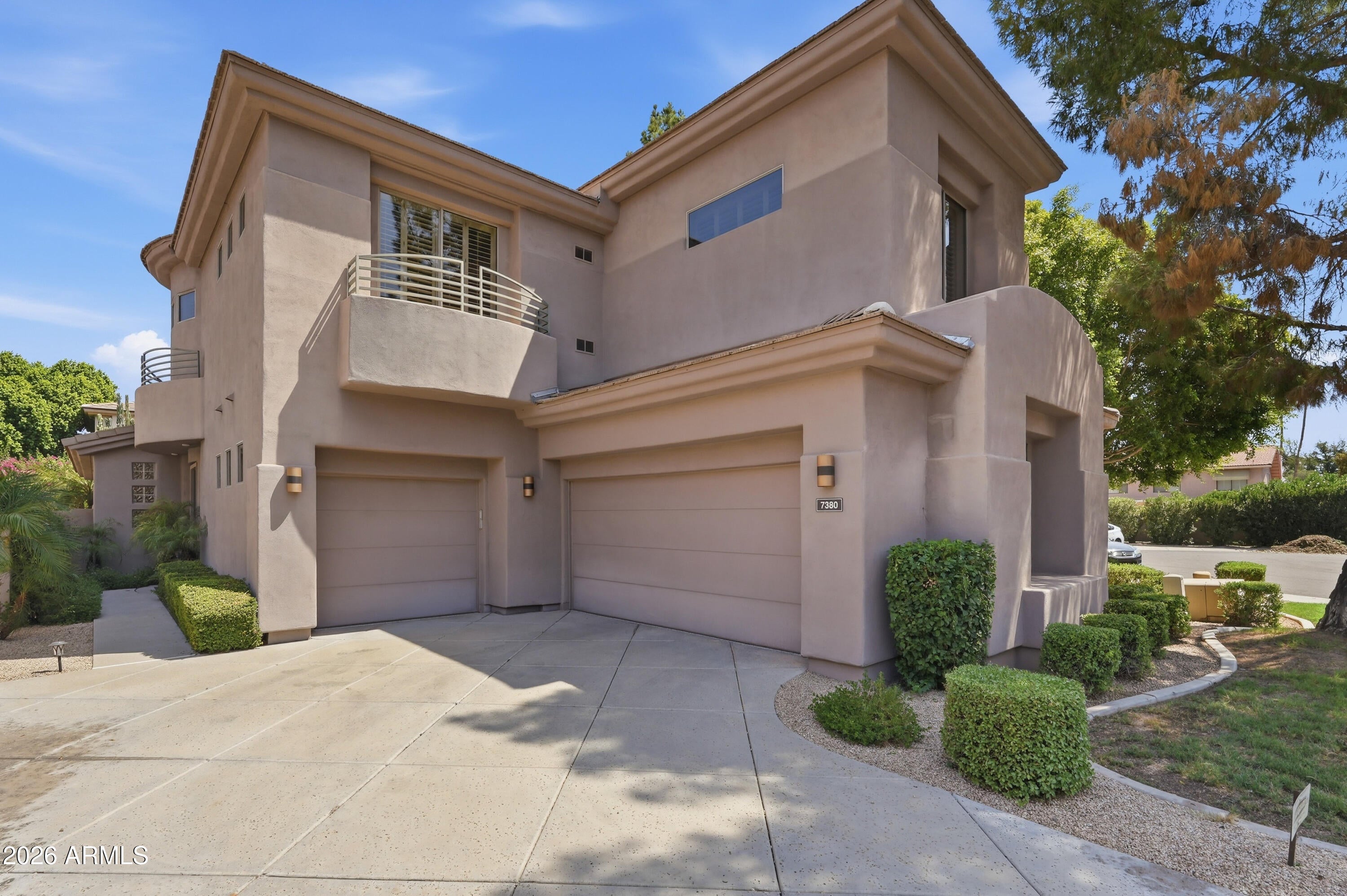7380 E VAQUERO Drive