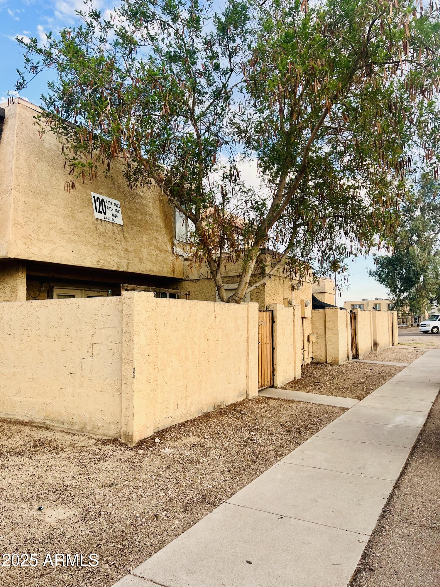 4021 S 44TH Place