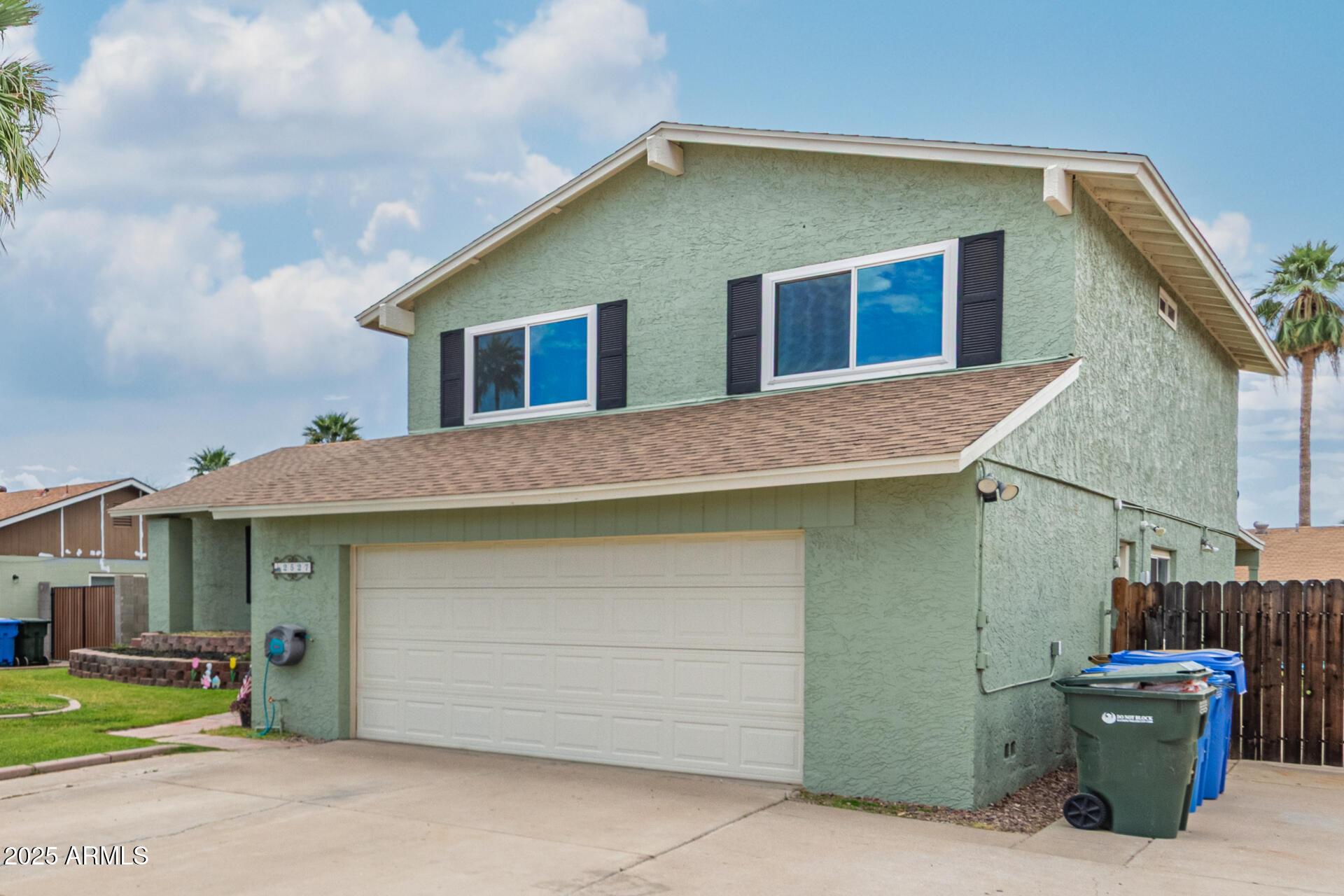 2527 W ACOMA Drive