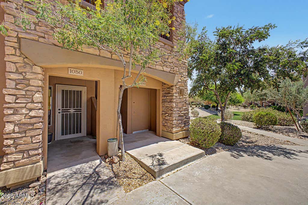 Photo of 19700 N 76th Street #2050, Scottsdale, AZ 85255 (MLS # 7039372)