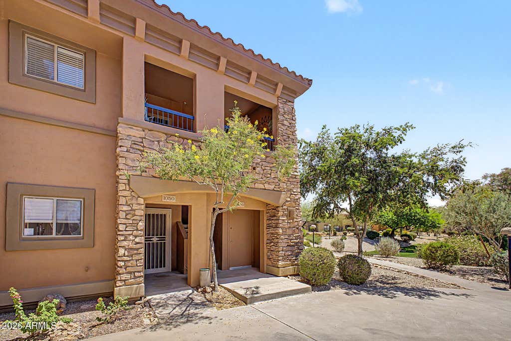 Photo of 19700 N 76th Street #2050, Scottsdale, AZ 85255 (MLS # 7039372)
