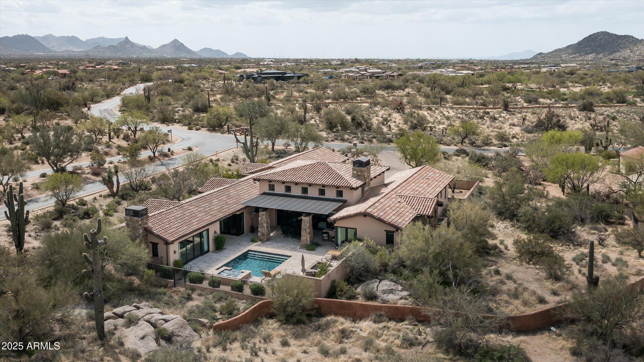 8454 E LEANING ROCK Road