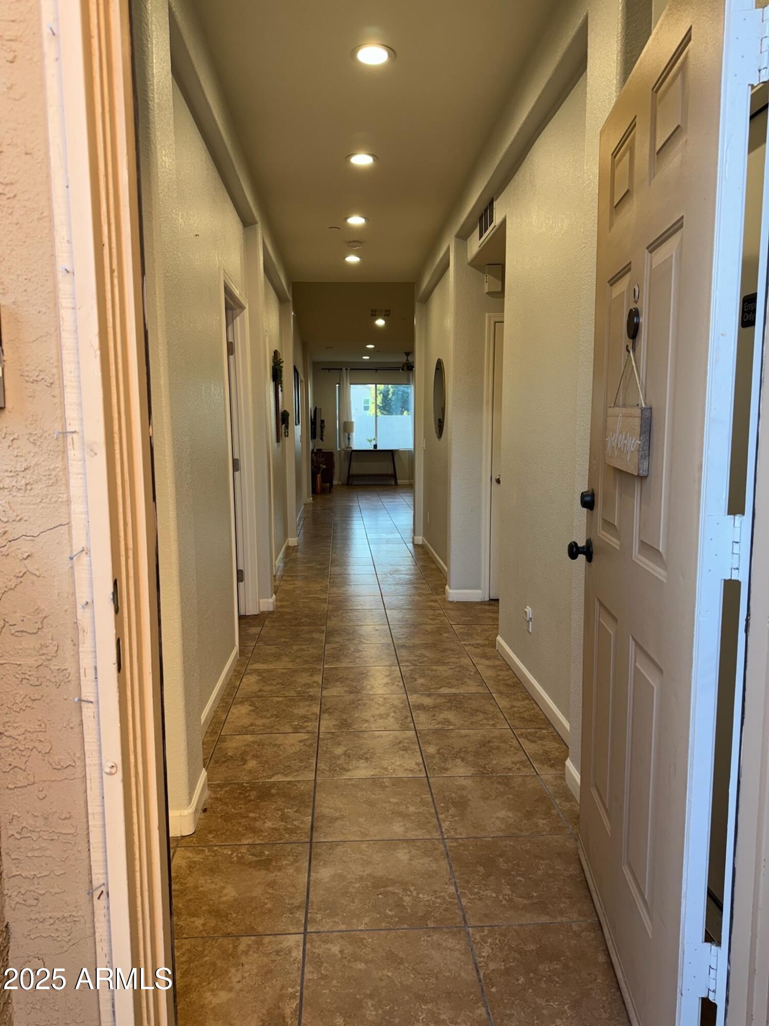 3239 E SEQUOIA Drive