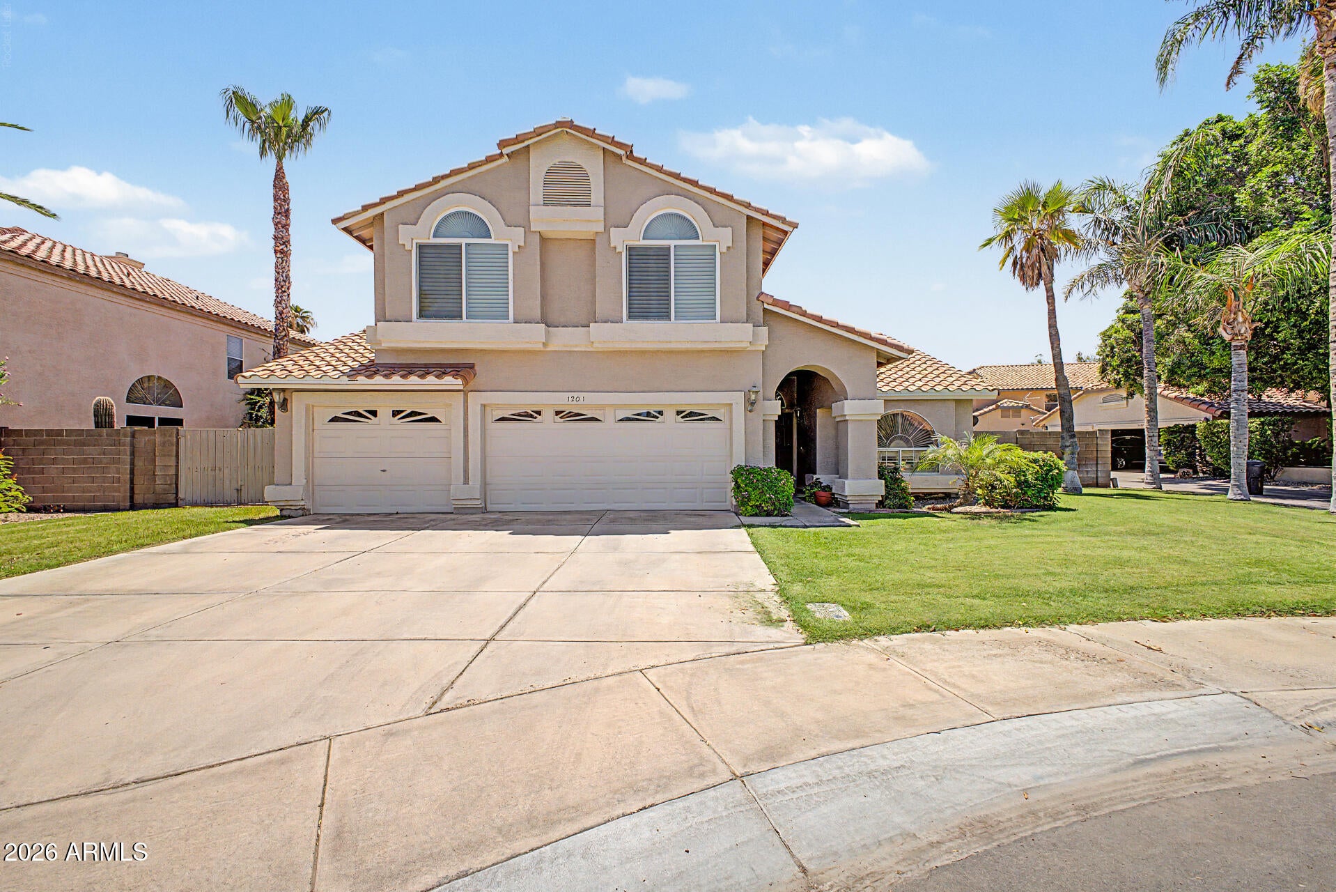 1201 E SEAHORSE Lane