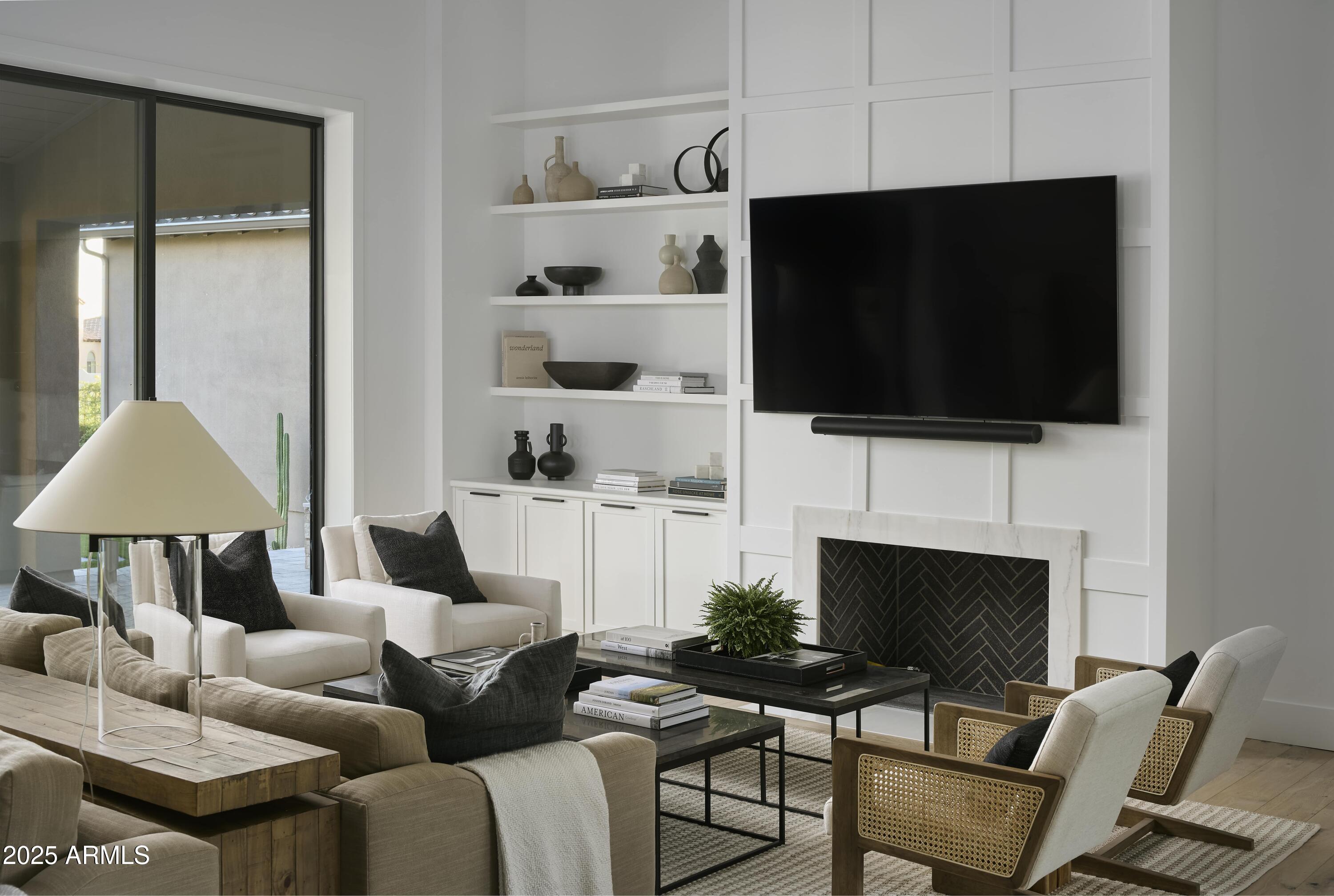 9913 E WINTER SUN Drive