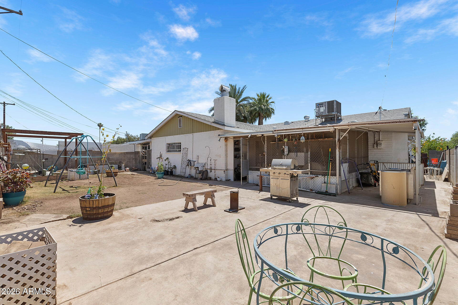 4920 W INDIANOLA Avenue