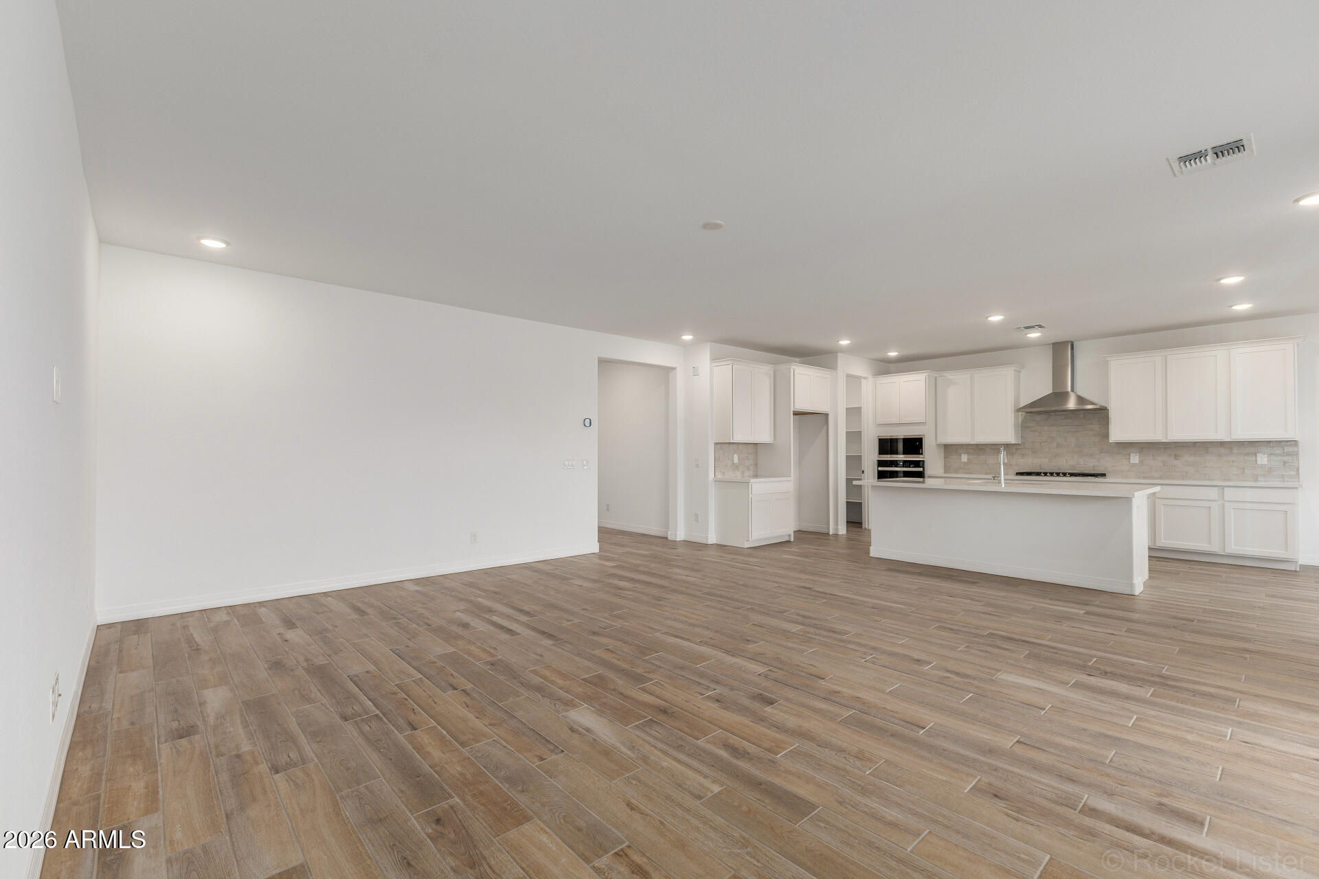 17458 W Saguaro Vista Drive