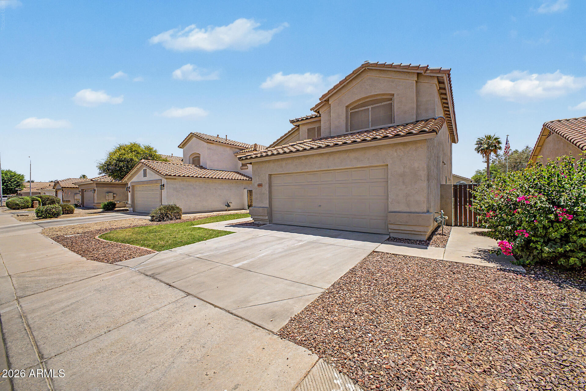Properties 2 1333 W KINGBIRD Drive