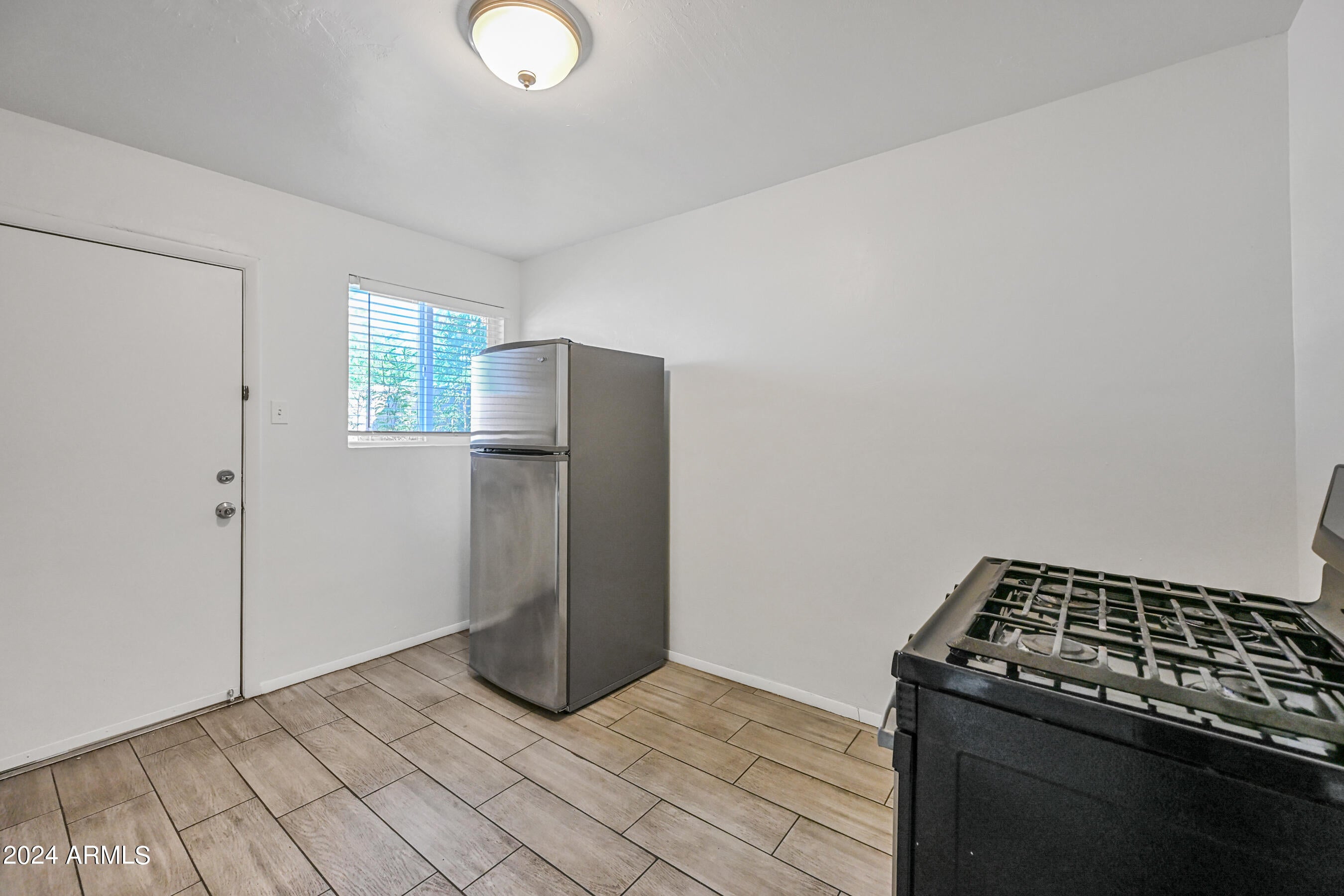 903 N 22nd Place