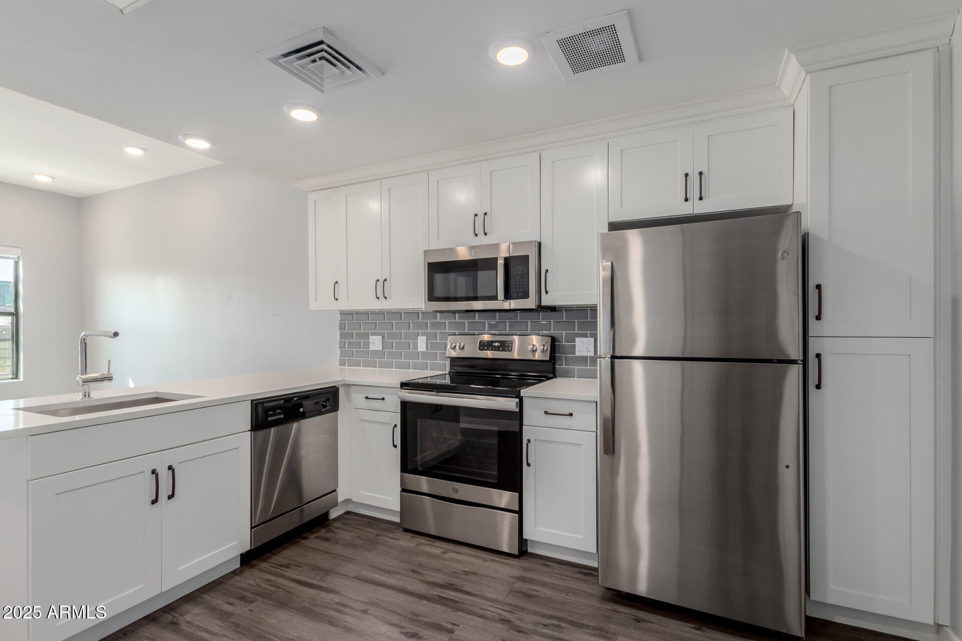 475 N 9th Street Unit 303