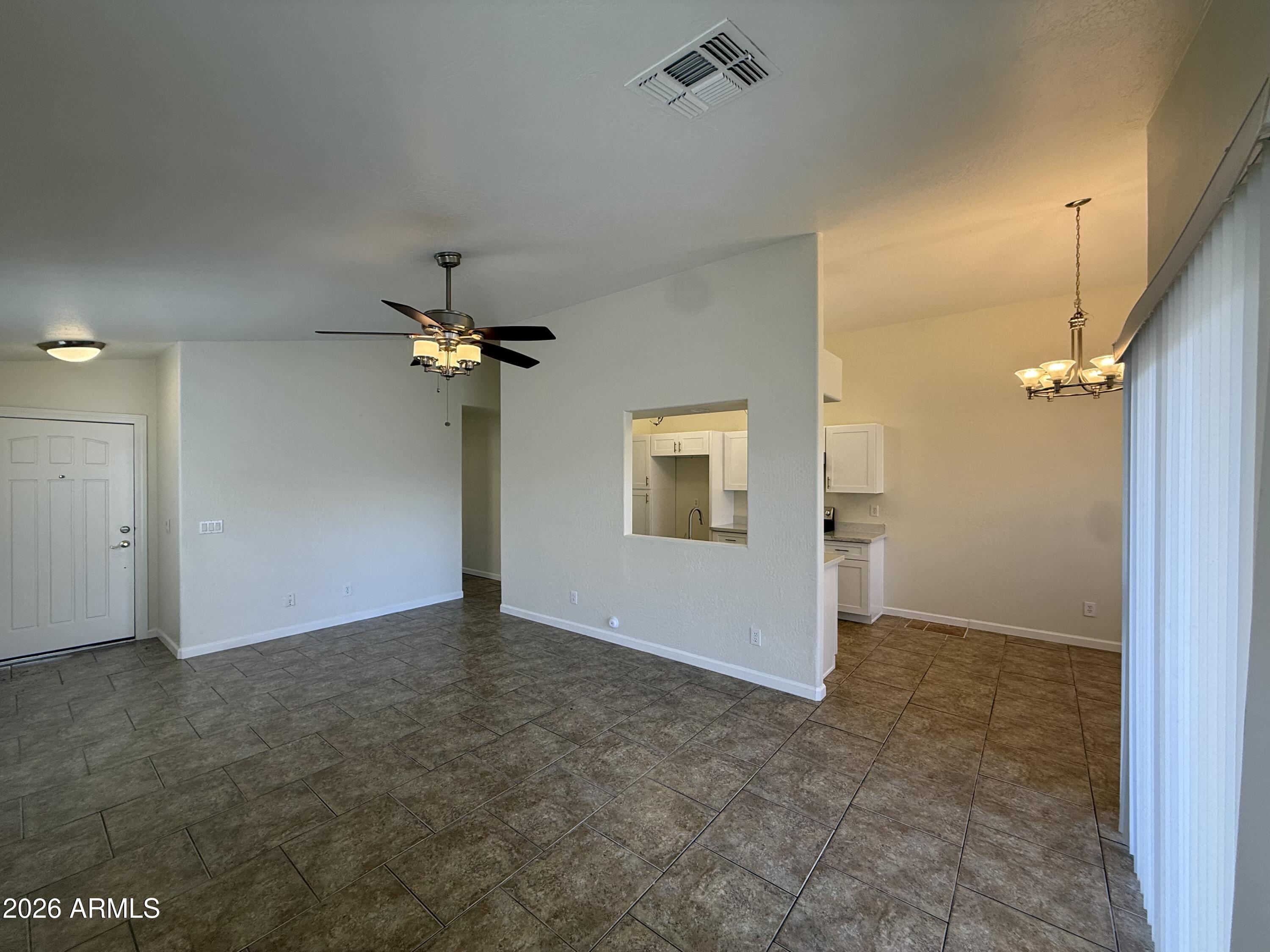 1112 W MORELOS Street