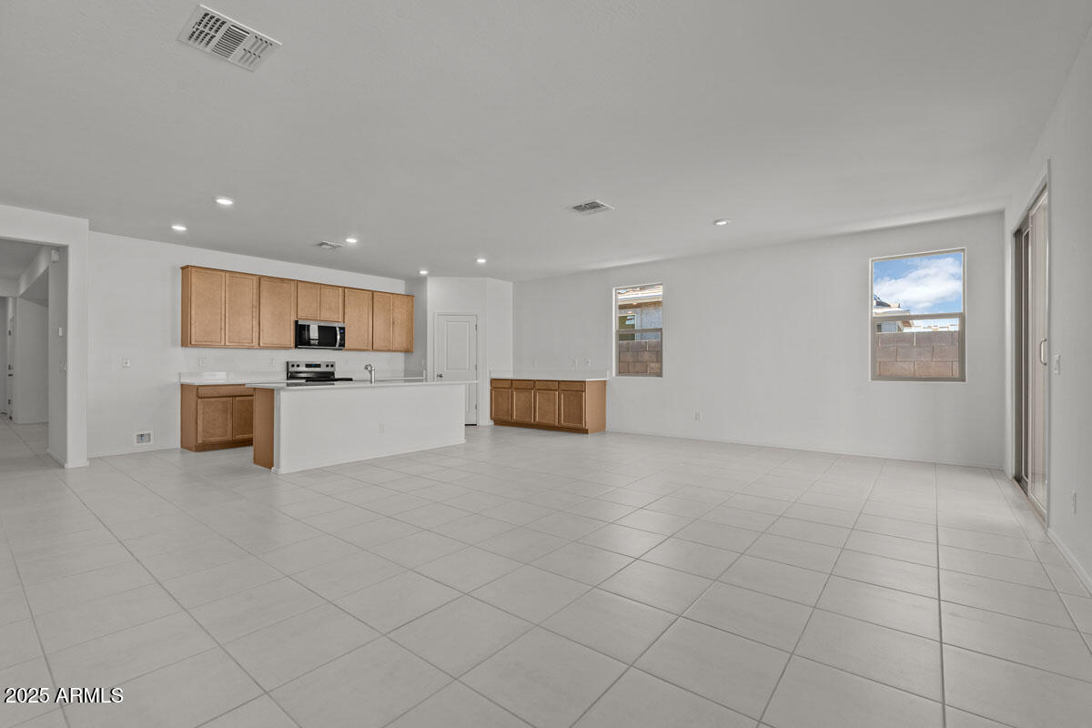 18210 W MOHAVE Street