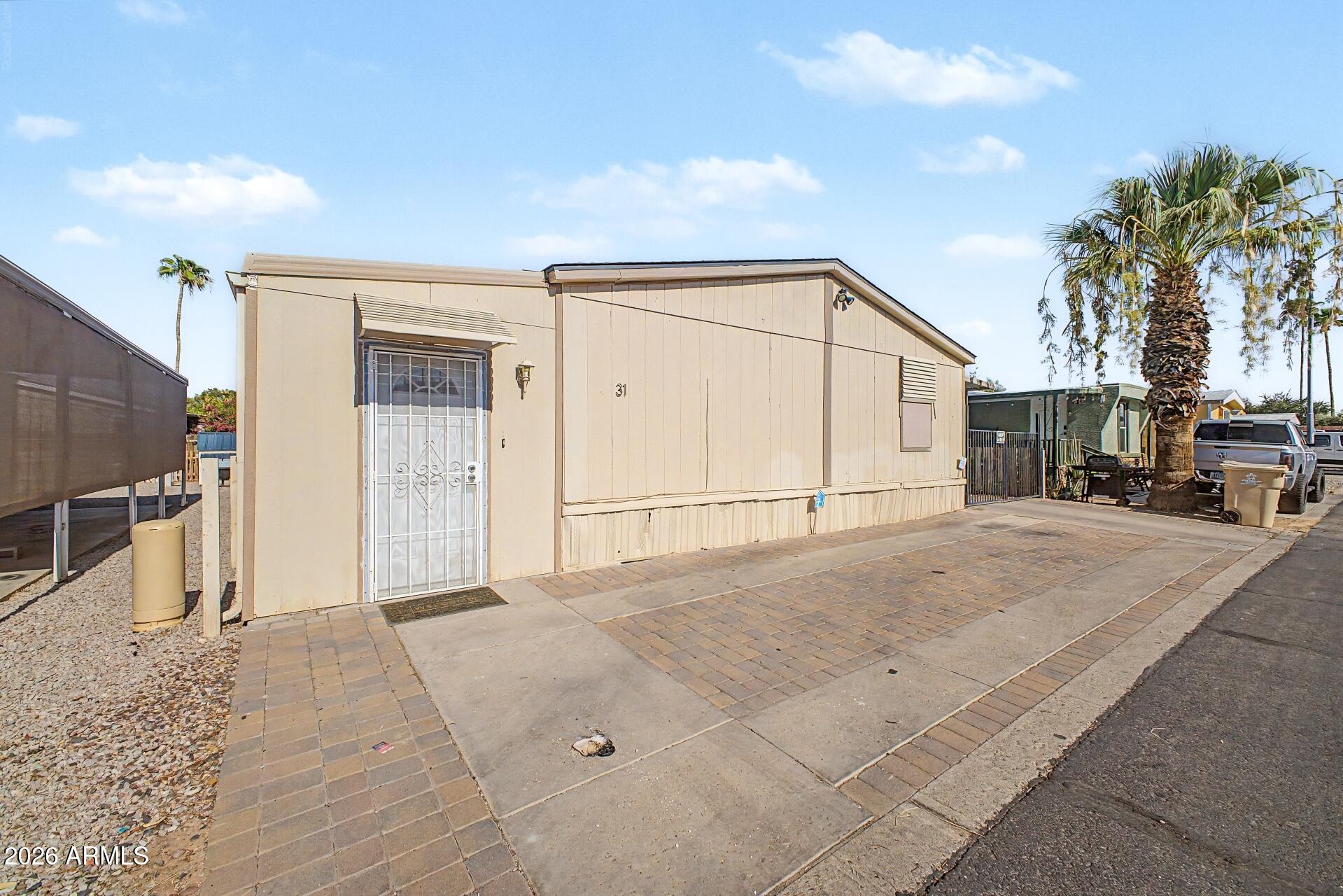 501 E RAY Road 31