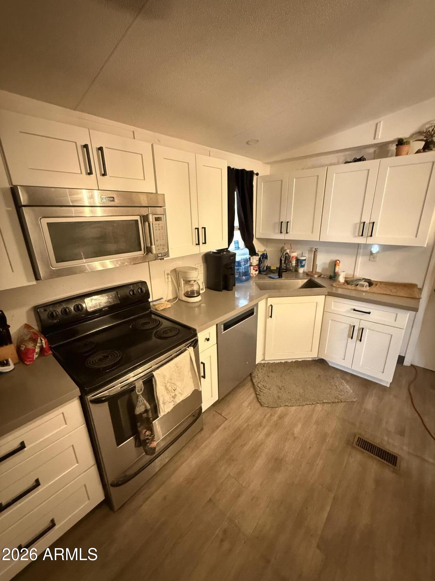 555 W WARNER Road 134