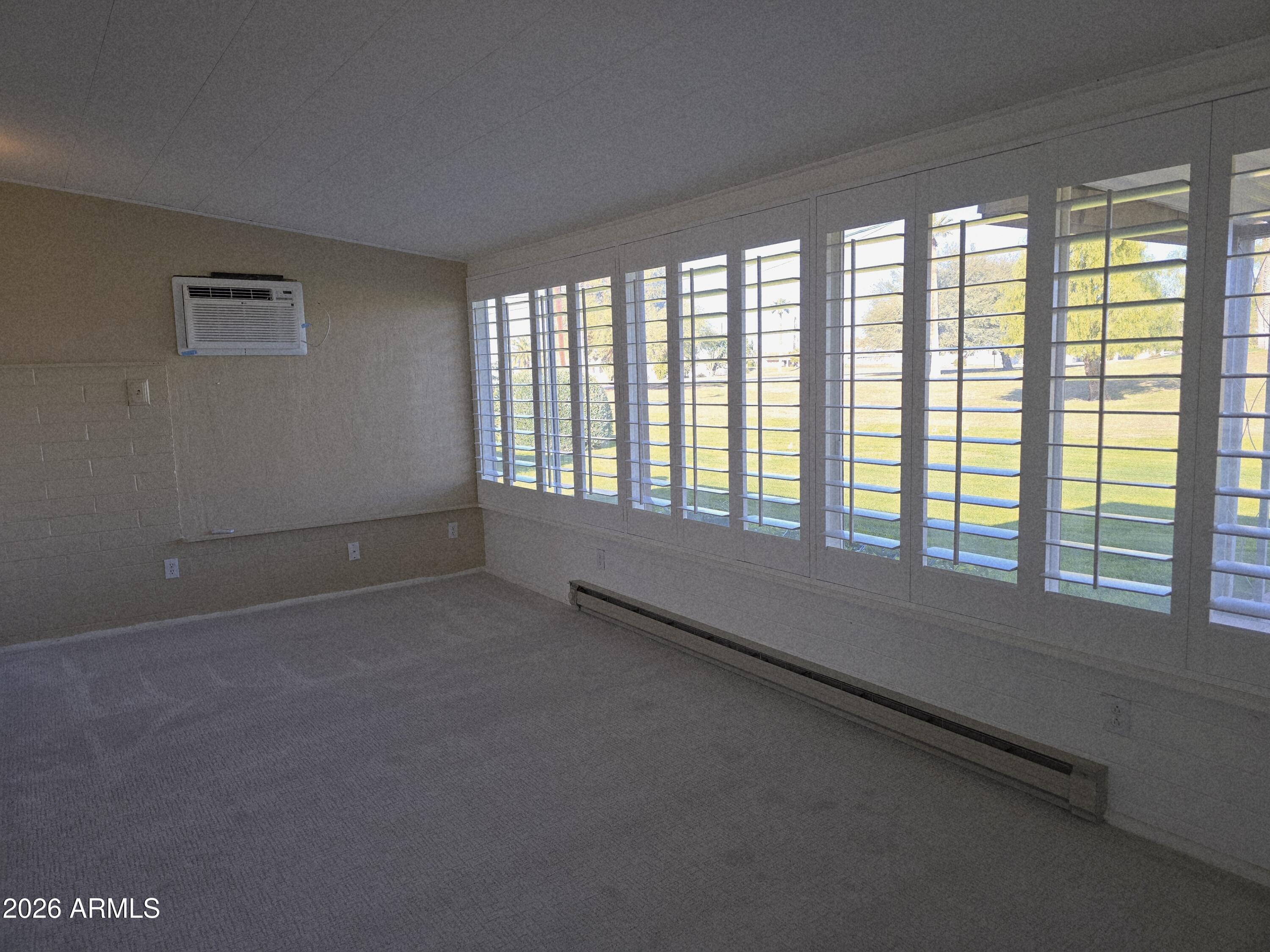 10856 W ABBOTT Avenue