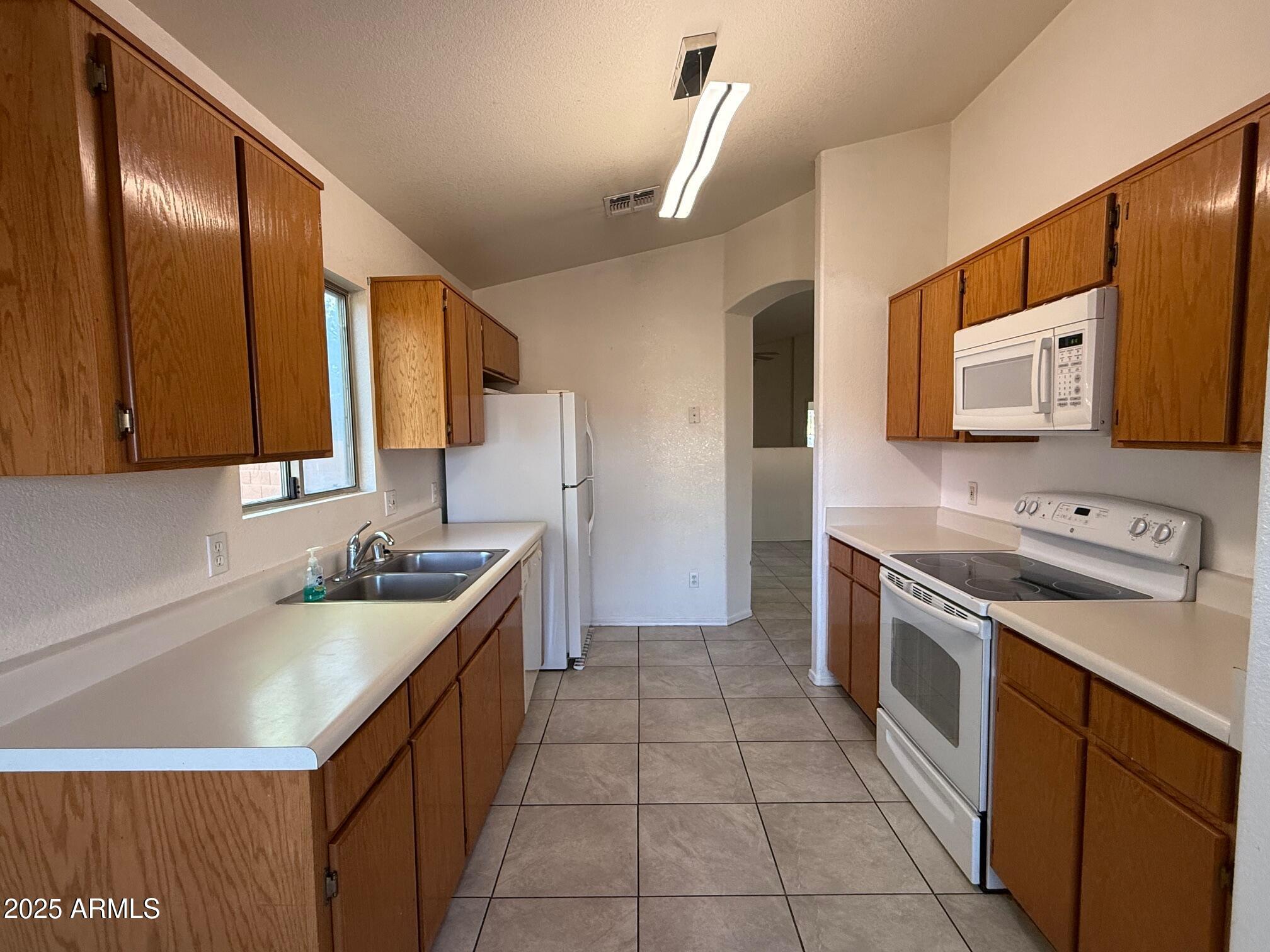 2013 PASEO EL PASO --