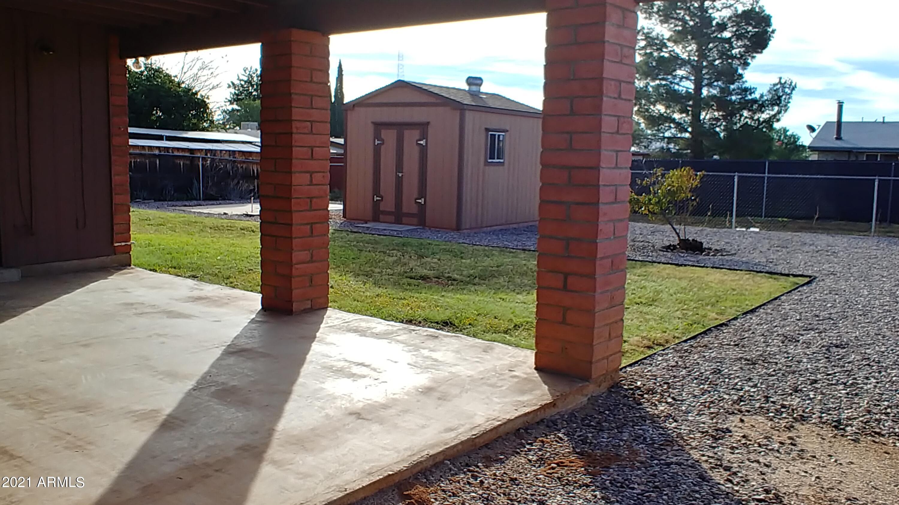 MONTEBELLO - Residential