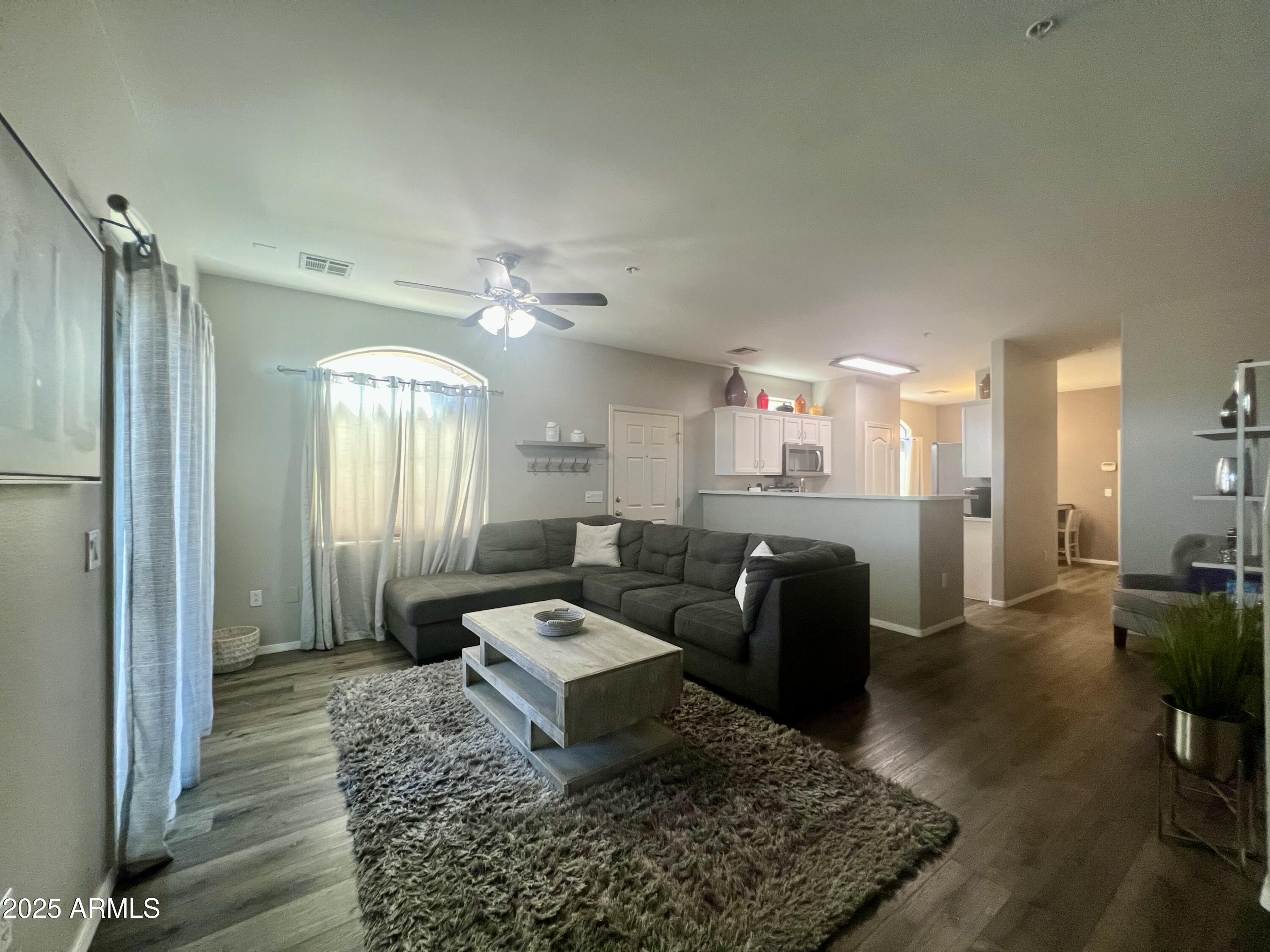 1350 S GREENFIELD Road 1077