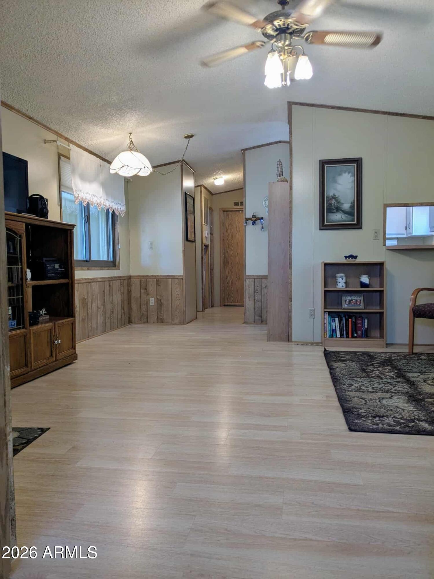 550 PALM Drive 43