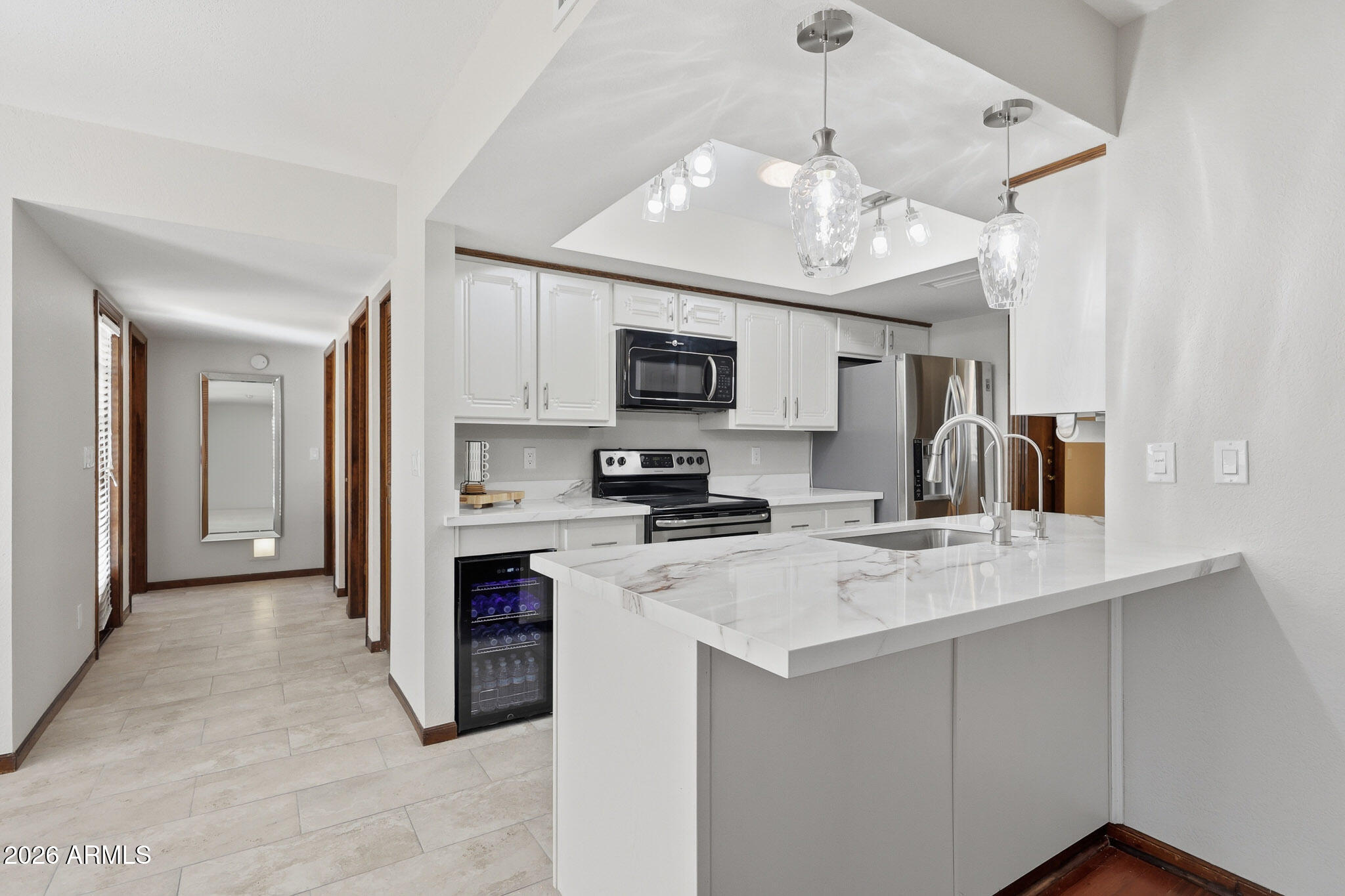 1821 W NARANJA Avenue