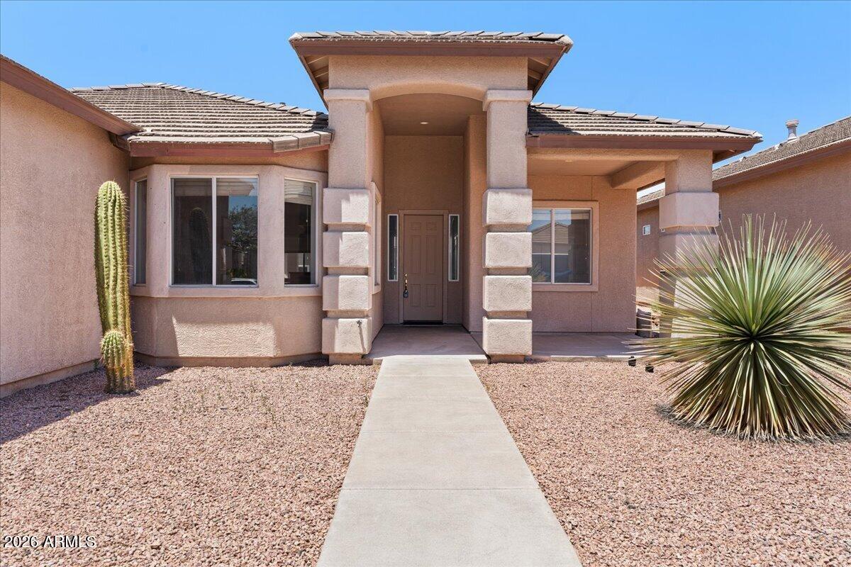 4980 E Somerset Drive