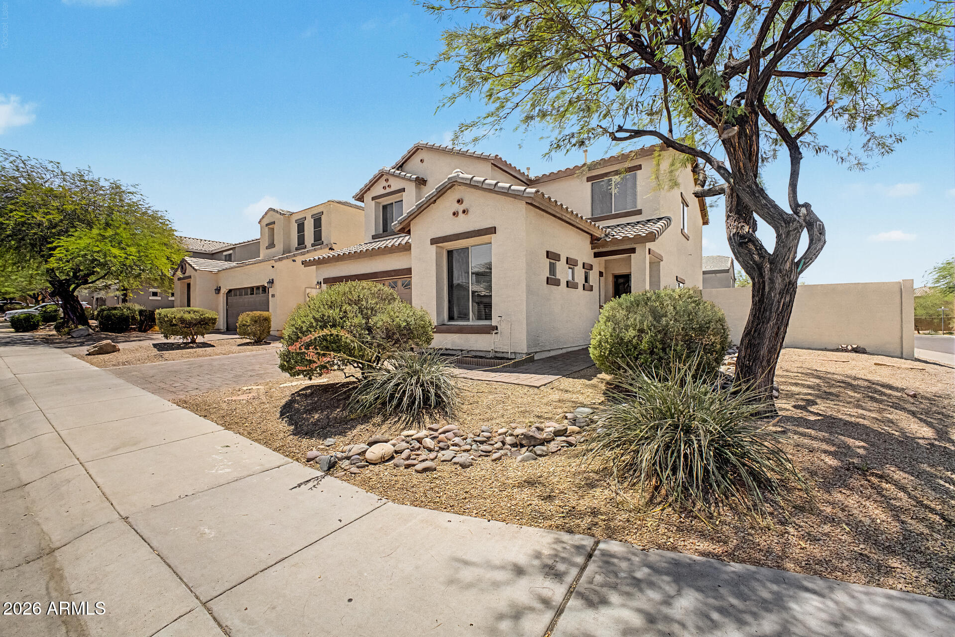 2417 W Barwick Drive