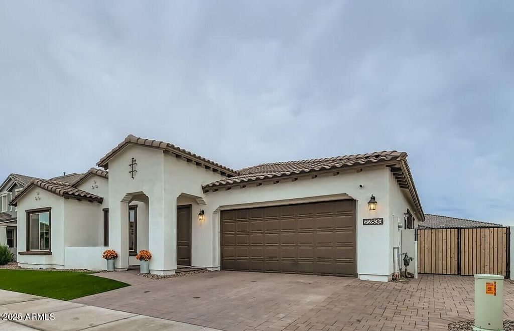 Photo of 22839 E Nightingale Road, Queen Creek, AZ 85142 (MLS # 6946921)