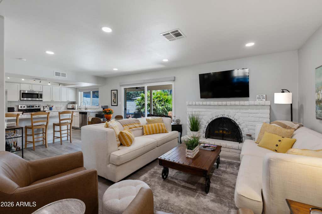 Photo of 7917 E Via De Belleza, Scottsdale, AZ 85258 (MLS # 7041165)