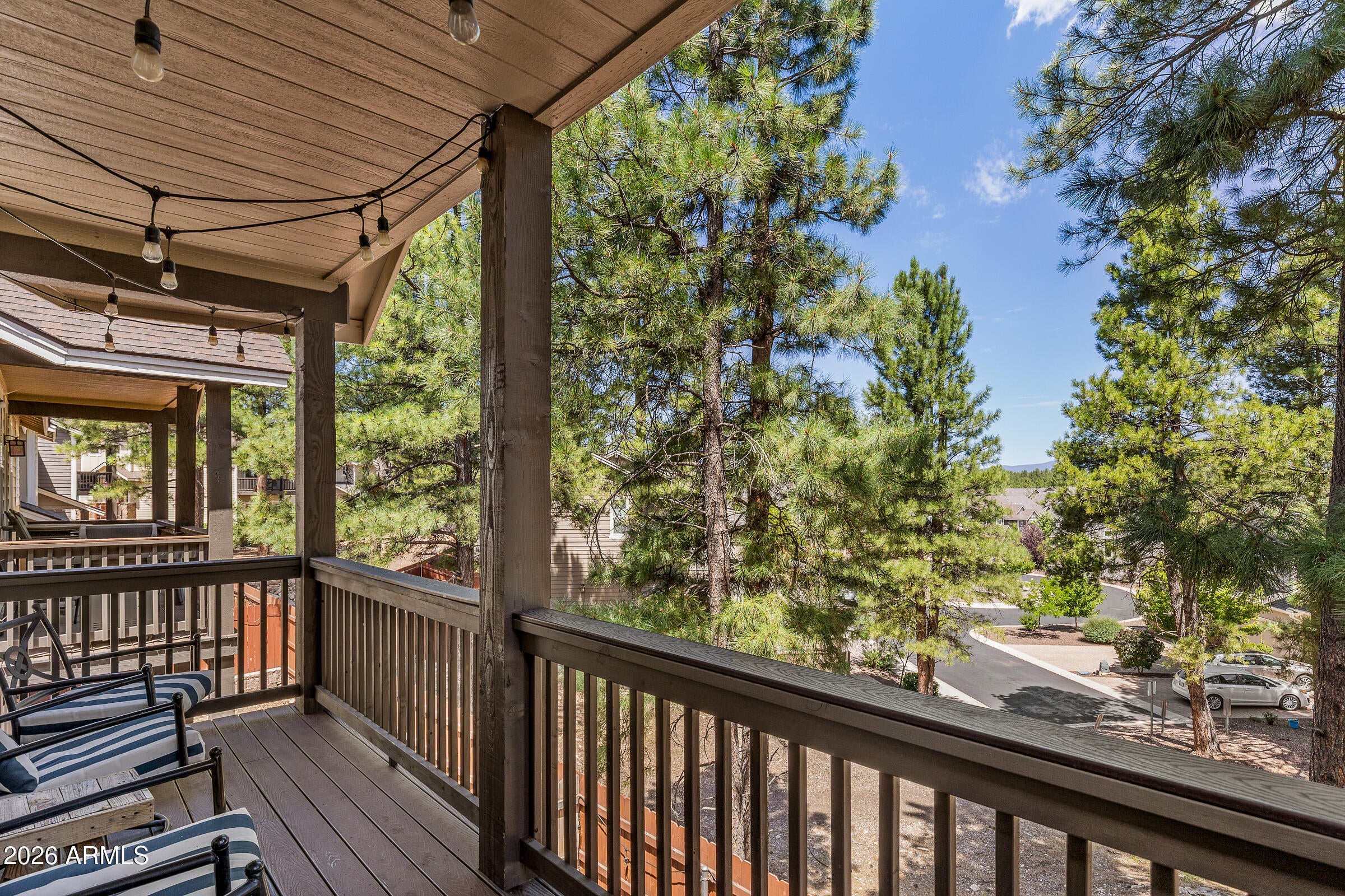3304 S Hannah Lane