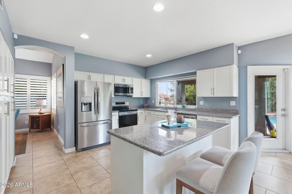 Photo of 5521 E Beck Lane, Scottsdale, AZ 85254 (MLS # 7087936)