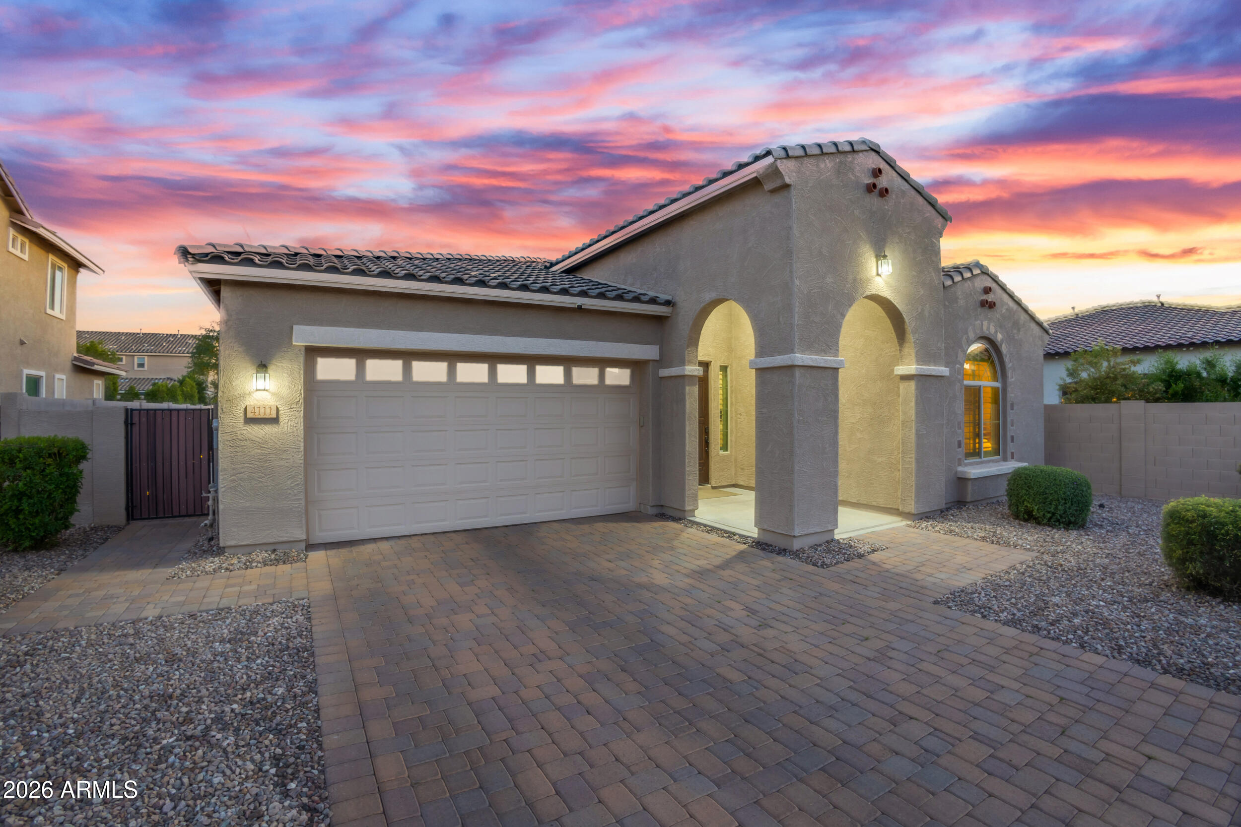 4111 E YELLOWSTONE Place