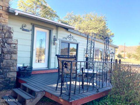 A home in Yarnell