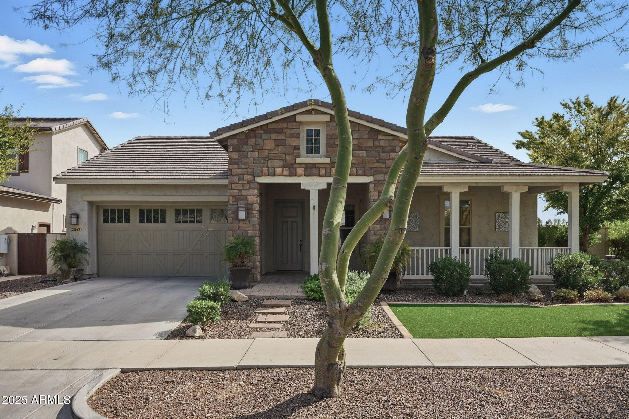 20421 W LEGEND Trail