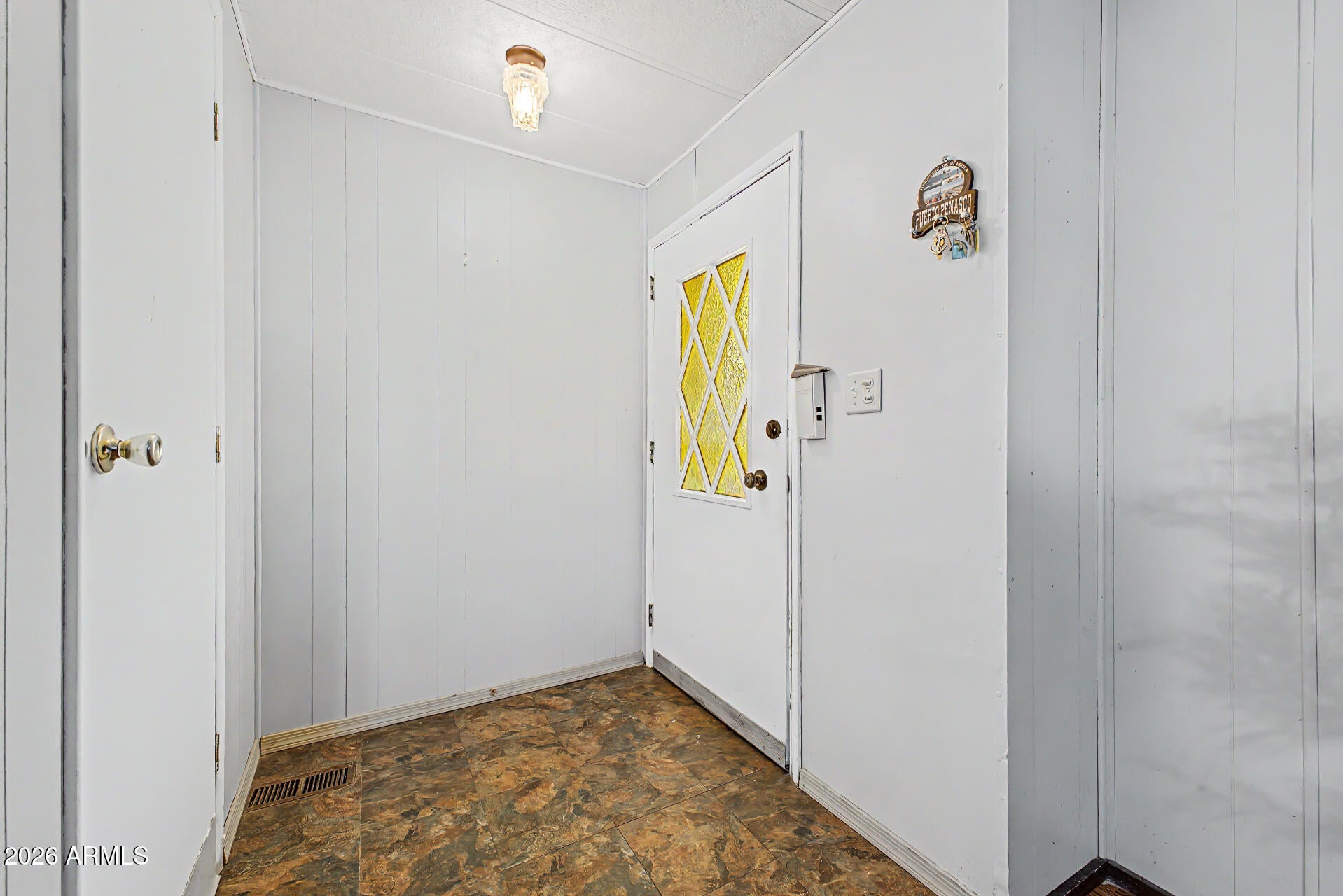 303 E SOUTH MOUNTAIN Avenue 145
