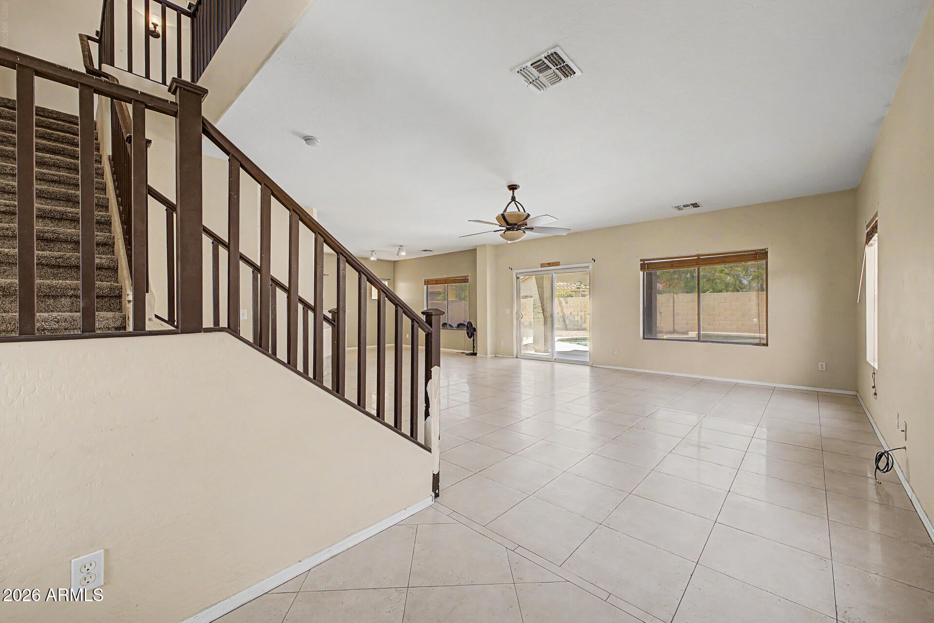 2986 E SILVERBELL Road