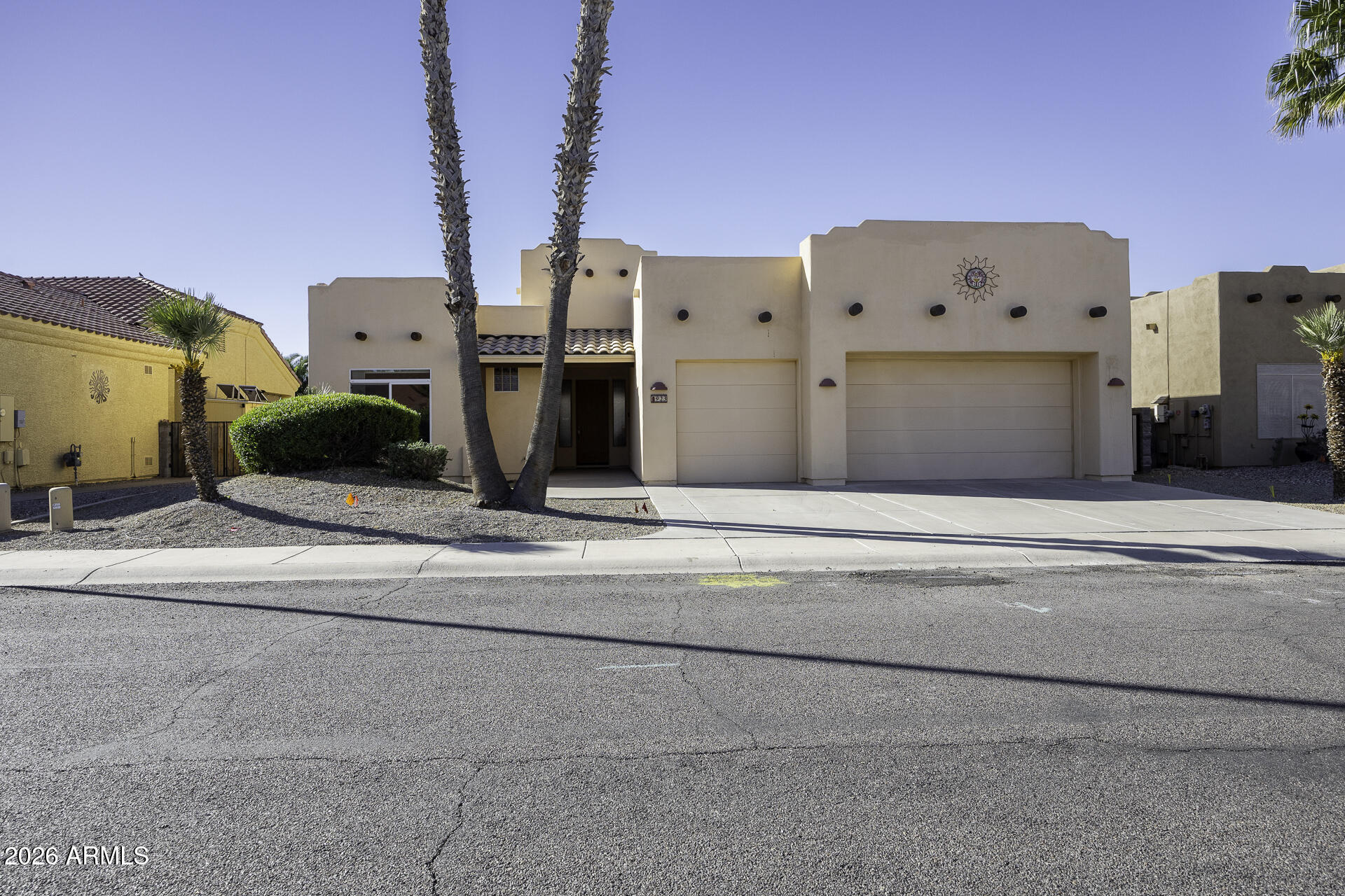 923 W CROOKED STICK Drive