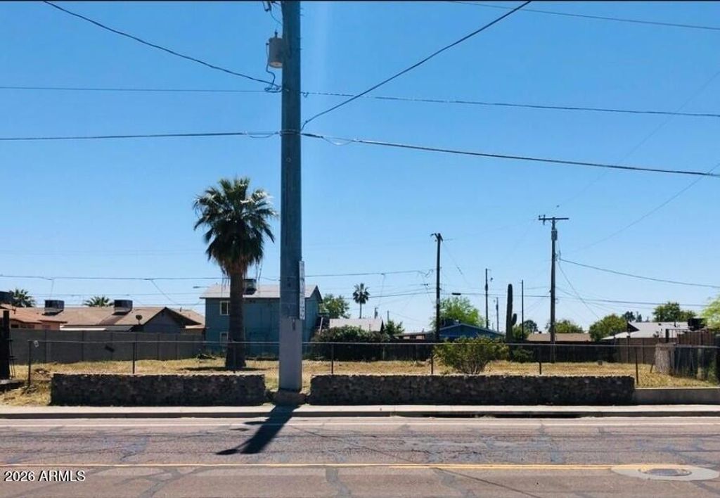 Photo of 1339 W Peoria Avenue #-, Phoenix, AZ 85029 (MLS # 6977457)