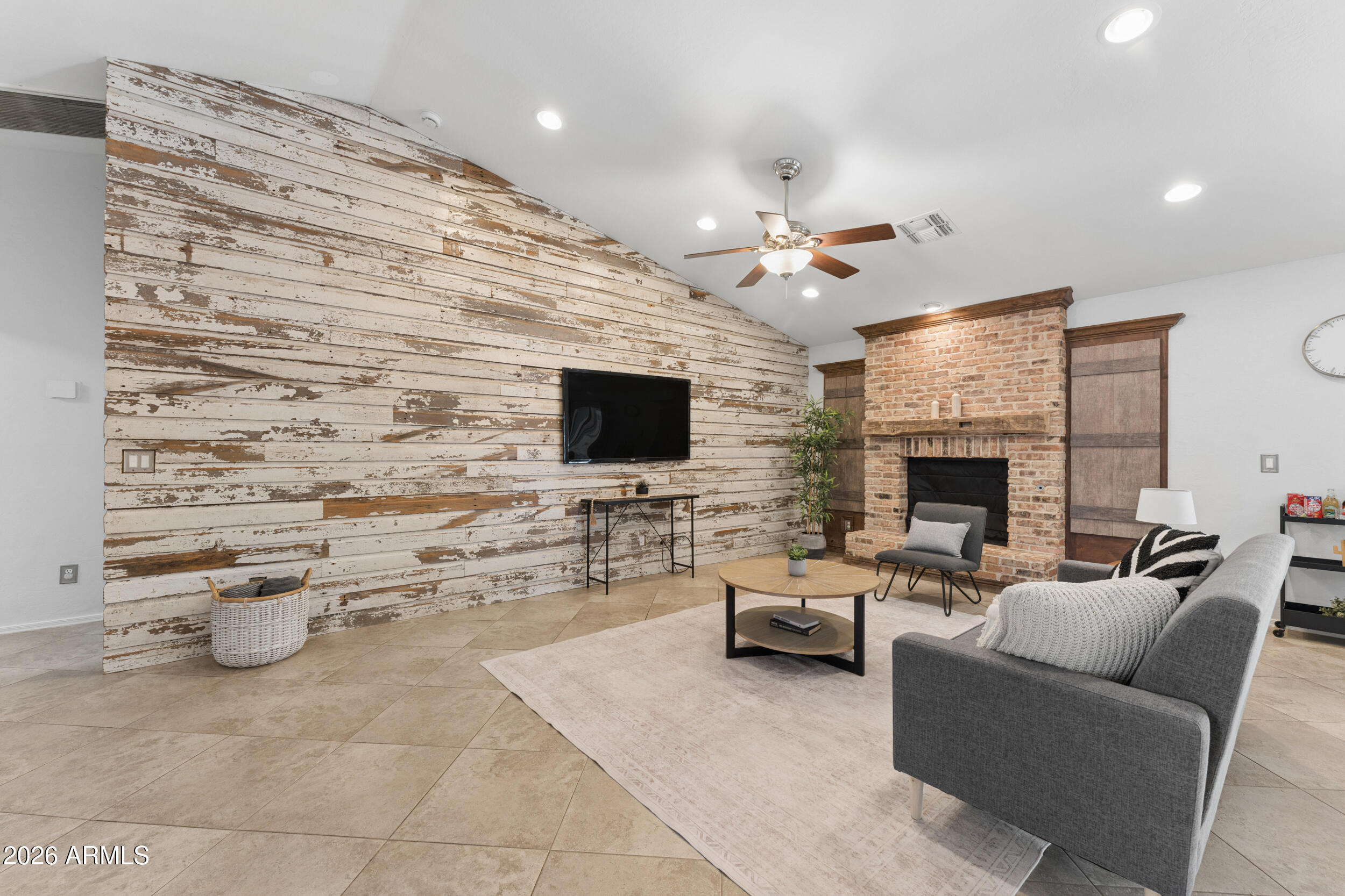 6319 W VILLA MARIA Drive