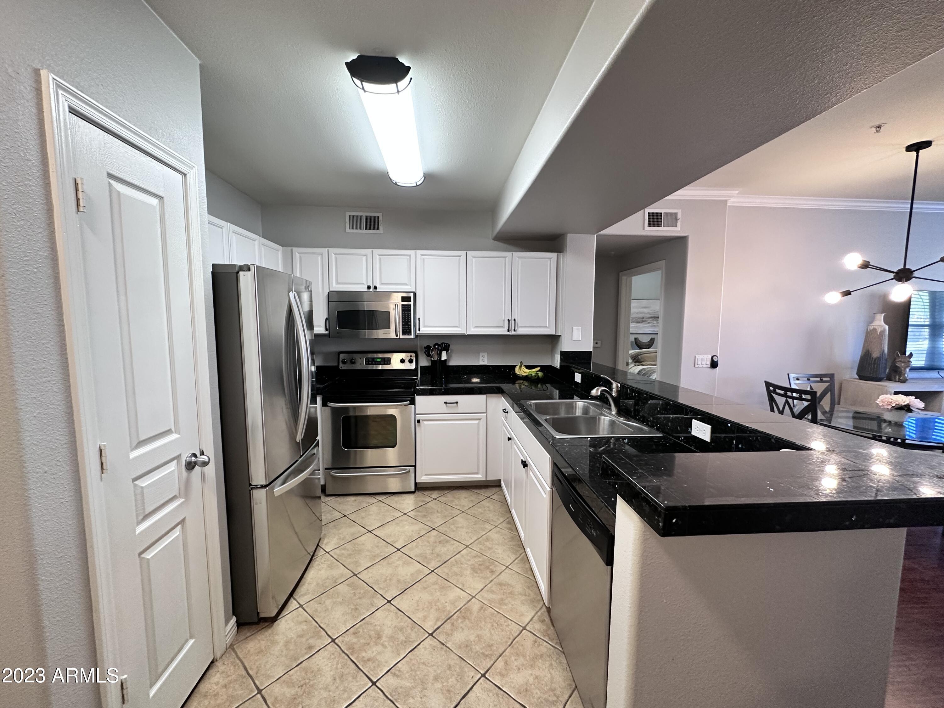 19777 N 76TH Street 1212