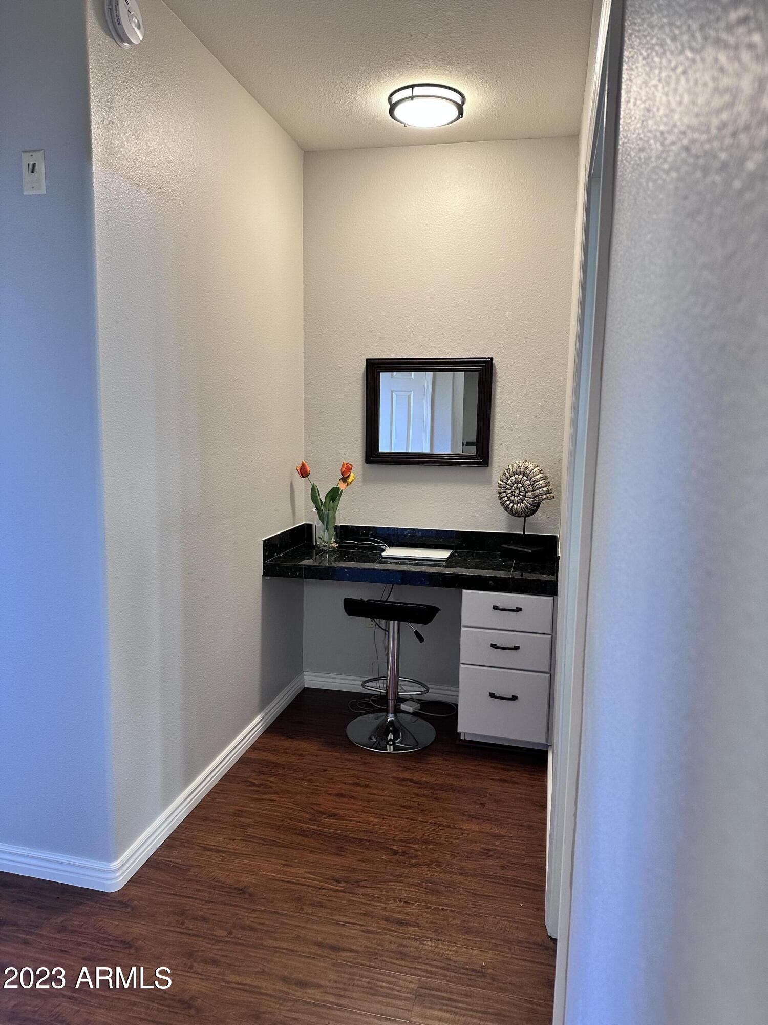 19777 N 76TH Street 1212