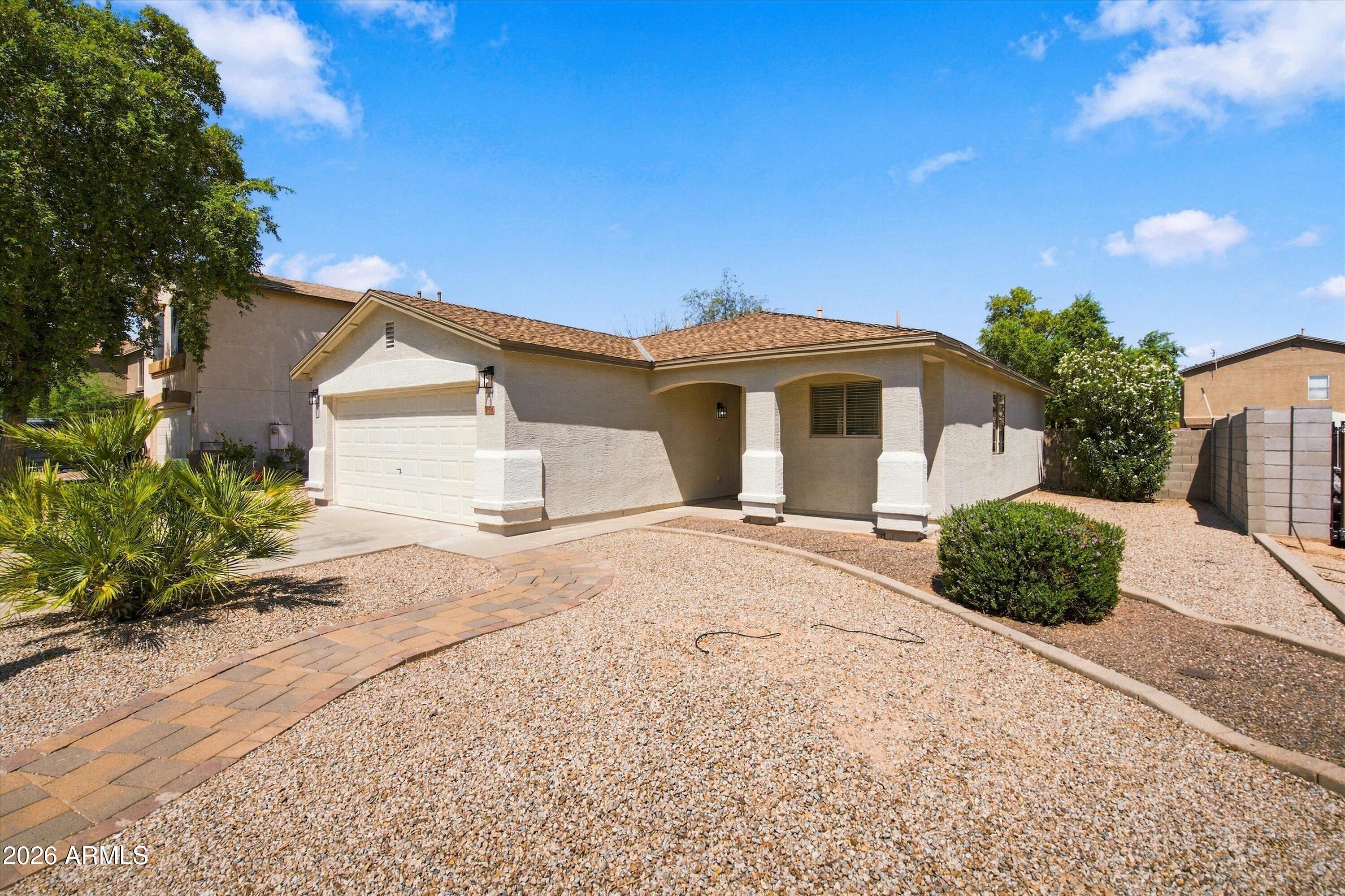 1158 E DENIM Trail