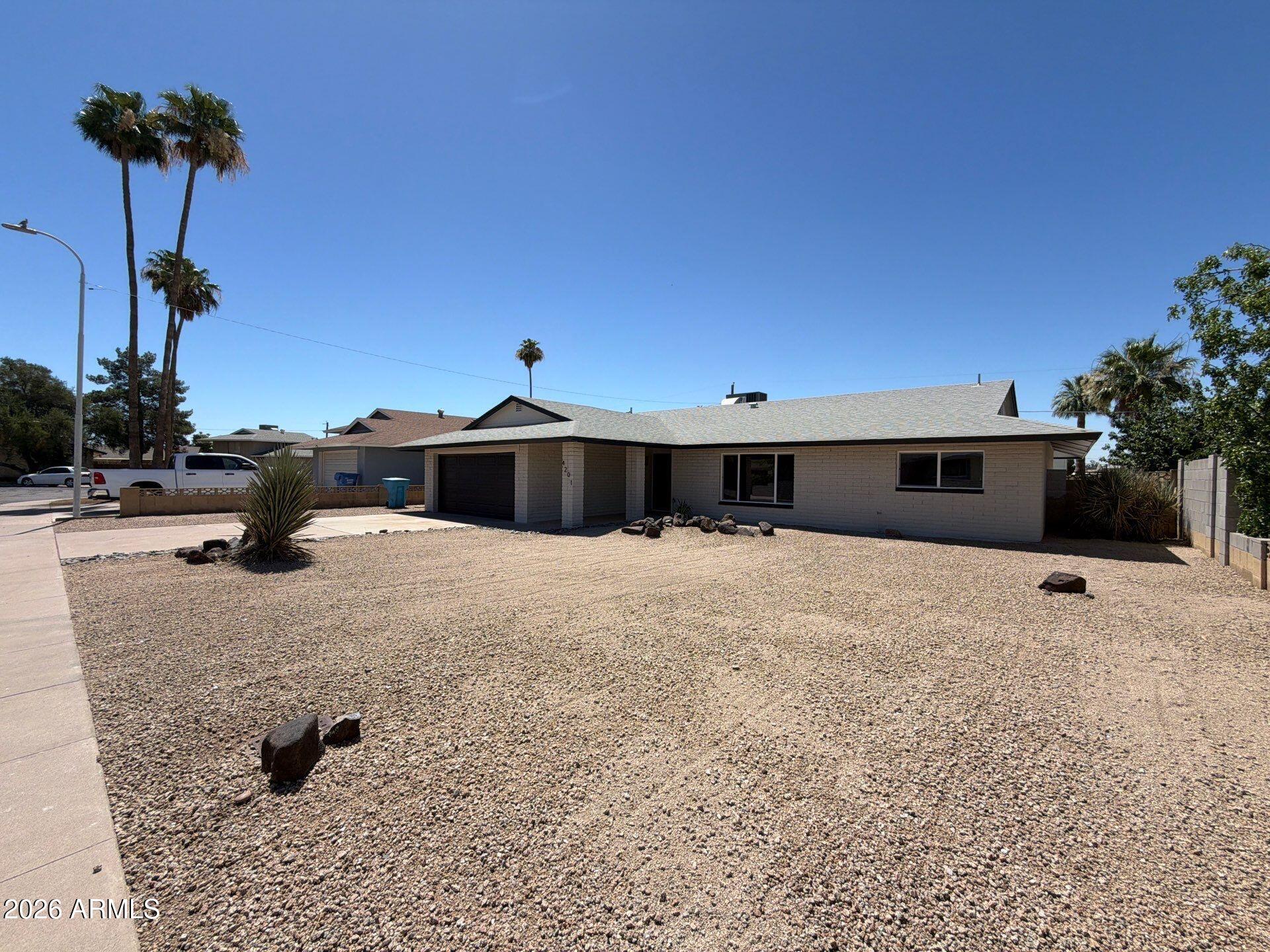 4201 W LUKE Avenue